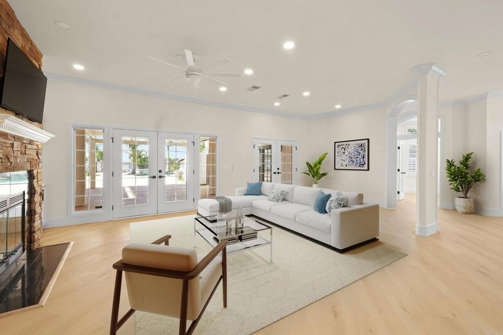 Alpine, California, 91901, United States, 4 Bedrooms Bedrooms, ,4 BathroomsBathrooms,Residential,For Sale,1905868