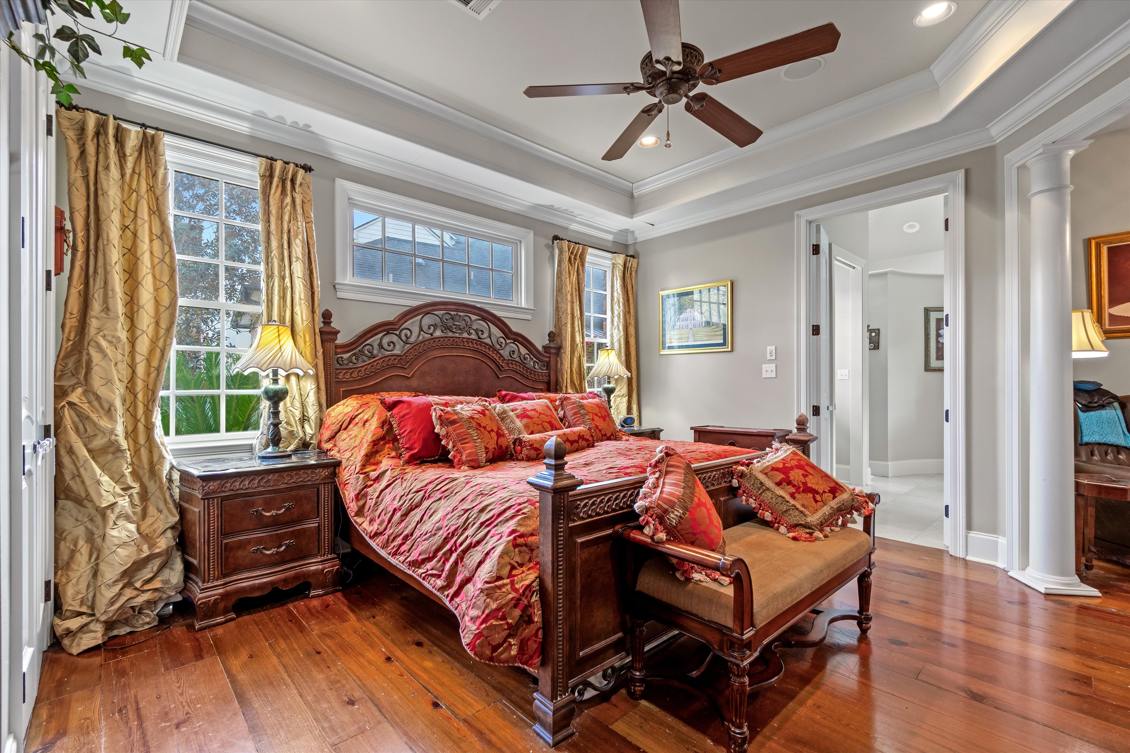 Baton Rouge, Louisiana, 70810, United States, 5 Bedrooms Bedrooms, ,6 BathroomsBathrooms,Residential,For Sale,2002046