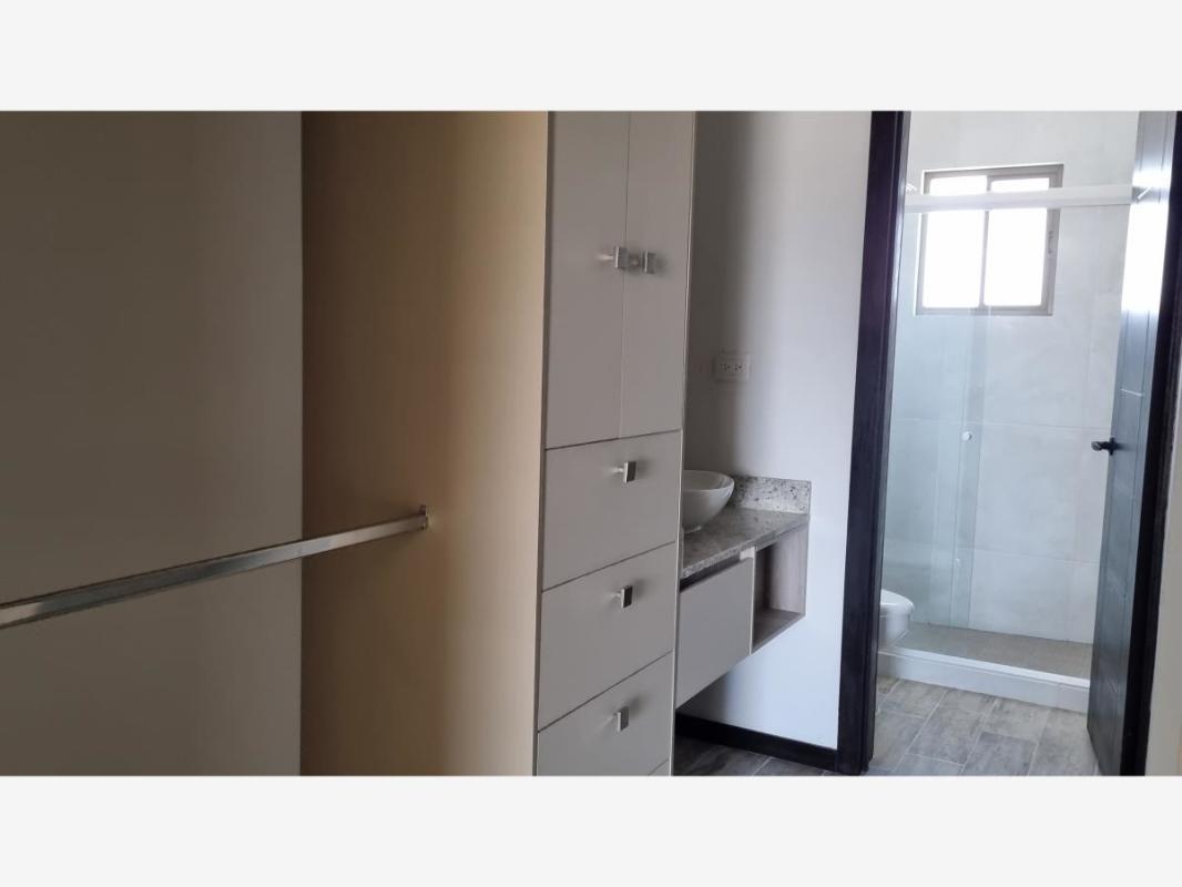 CIRCUITO CIBELES, Torreón, Coahuila de Zaragoza, 27400, Mexico, 3 Bedrooms Bedrooms, ,2 BathroomsBathrooms,Residential,For Sale,CIRCUITO CIBELES,1335982