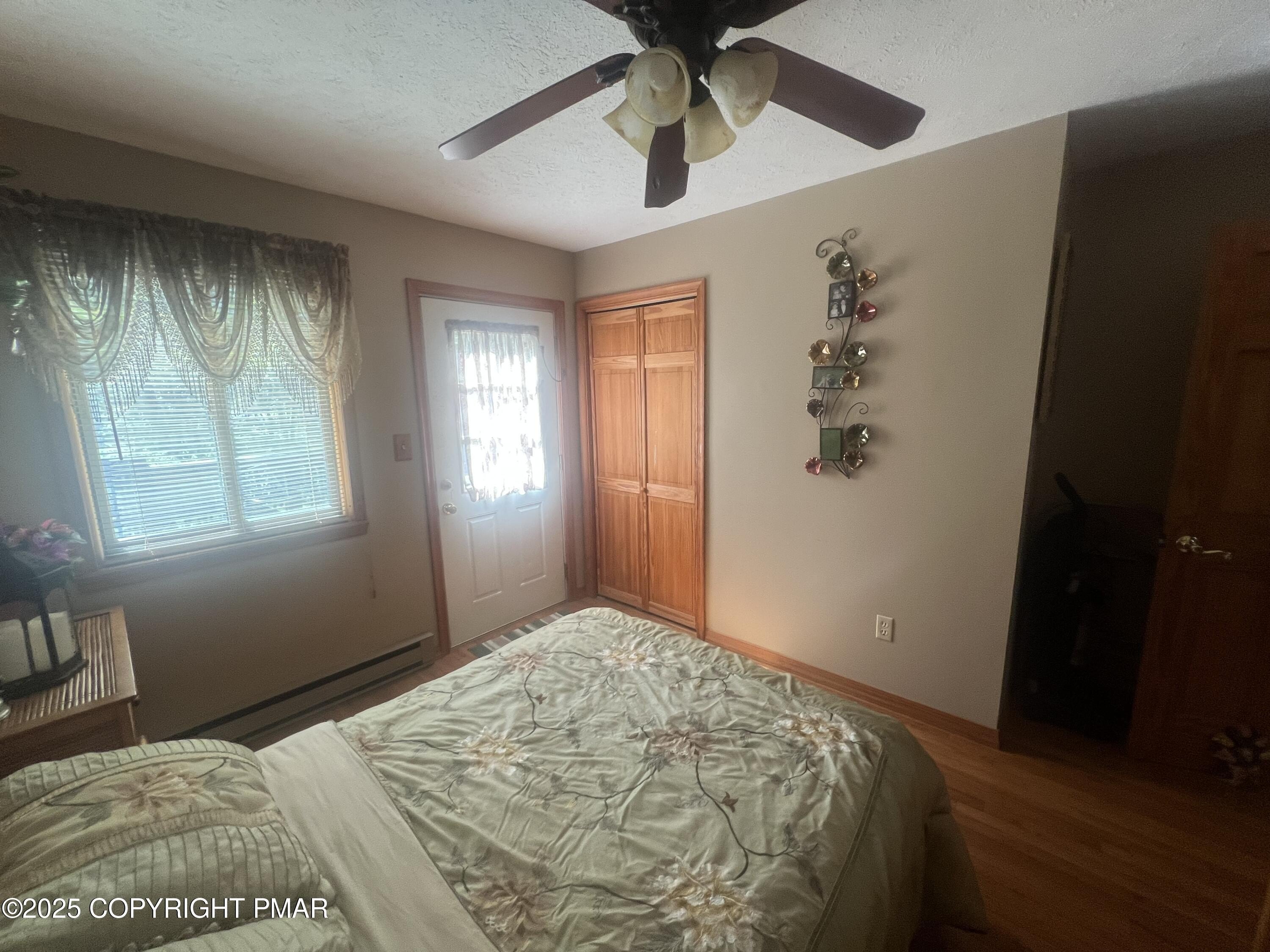 Blakeslee, Pennsylvania, 18610, United States, 4 Bedrooms Bedrooms, ,3 BathroomsBathrooms,Residential,For Sale,1982543