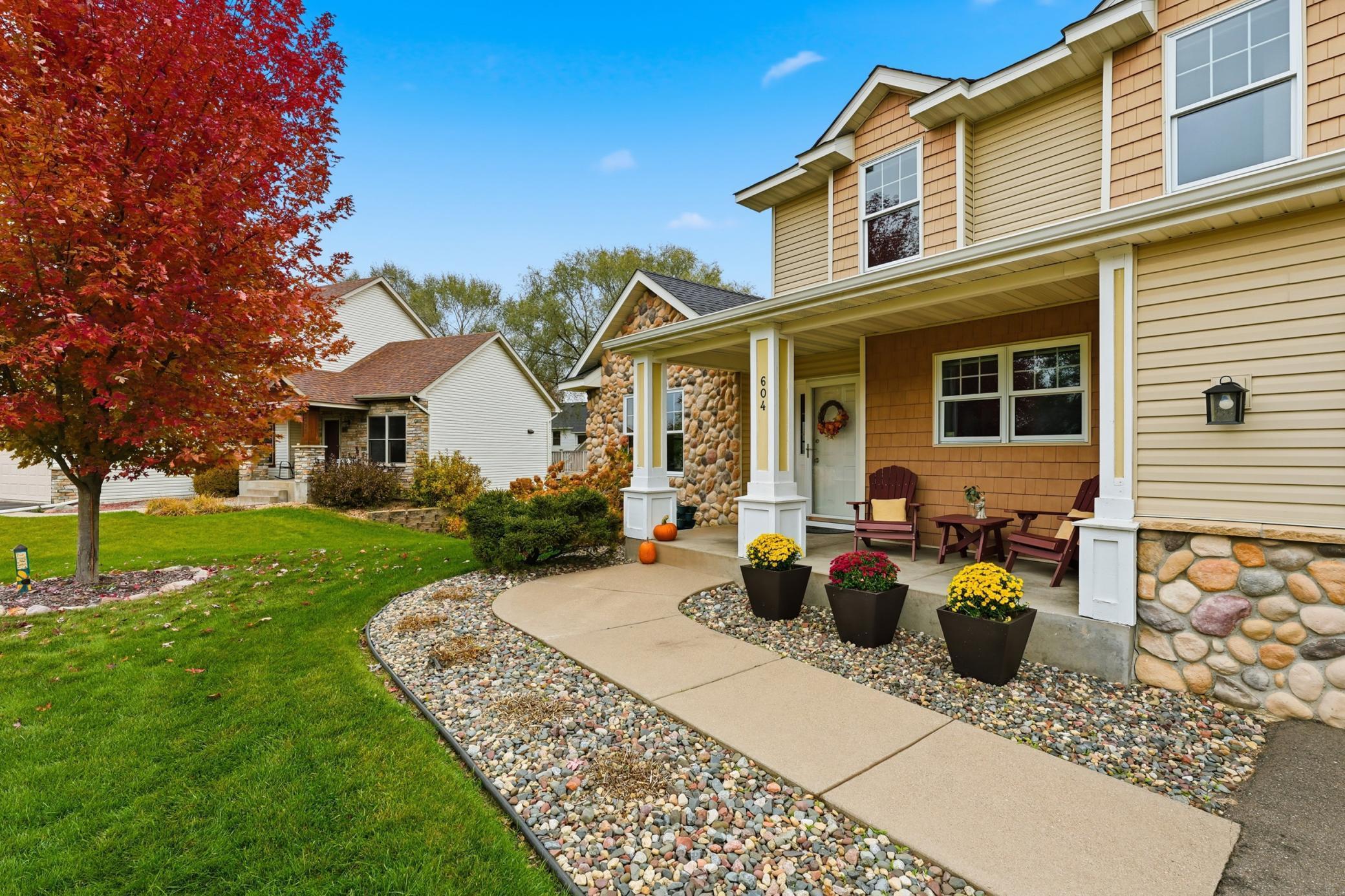 Hudson, Wisconsin, 54016, United States, 5 Bedrooms Bedrooms, ,3 BathroomsBathrooms,Residential,For Sale,1989559