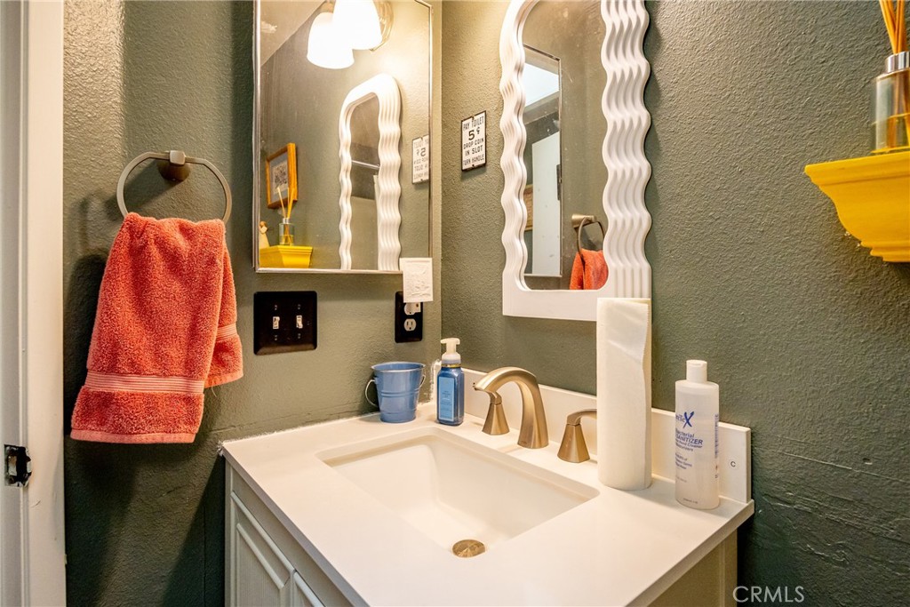 Paso Robles, California, 93446, United States, 2 Bedrooms Bedrooms, ,2 BathroomsBathrooms,Residential,For Sale,1977542