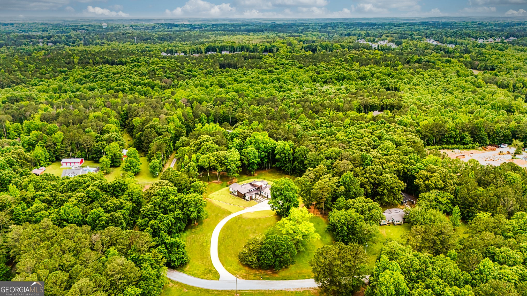 Tyrone, Georgia, 30290, United States, 4 Bedrooms Bedrooms, ,4 BathroomsBathrooms,Residential,For Sale,1920304