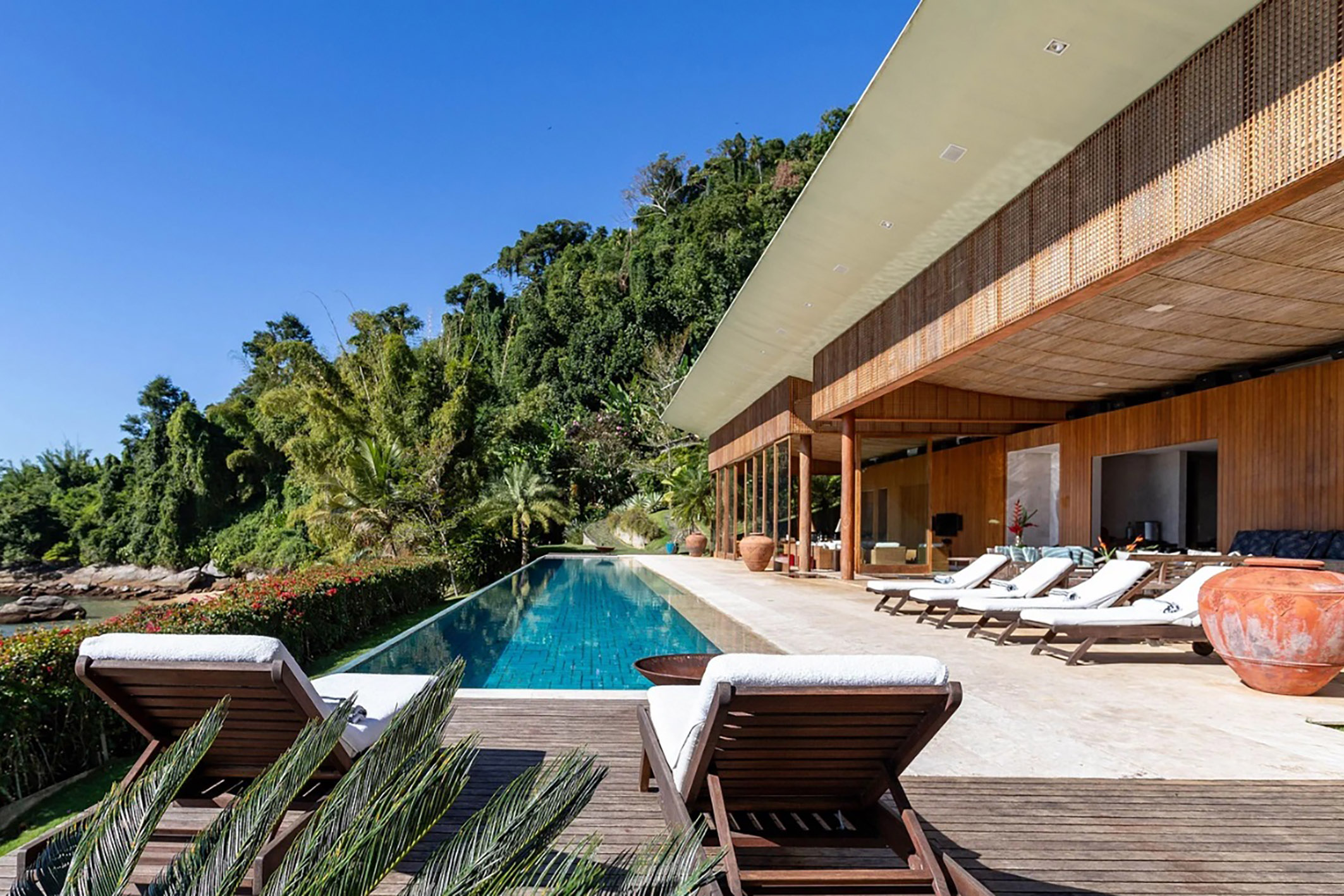  Waterfront estate with private suites and exceptional leisure infrastructure - 物件實景