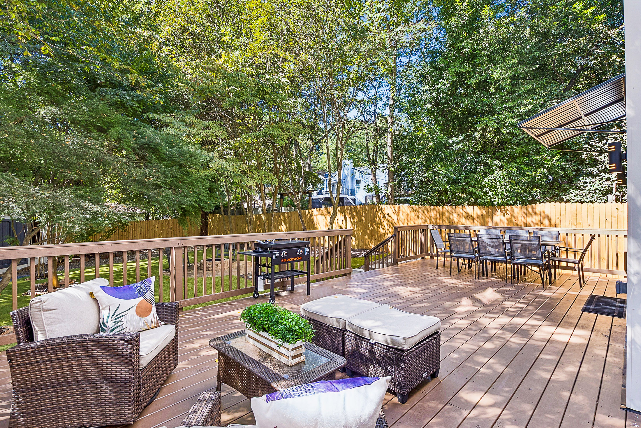  Sophisticated Modern Home in Sought-after Loring Heights - 物件實景