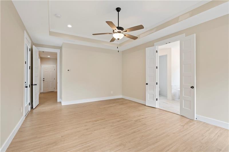 Carrollton, Georgia, 30116, United States, 5 Bedrooms Bedrooms, ,4 BathroomsBathrooms,Residential,For Sale,1998185