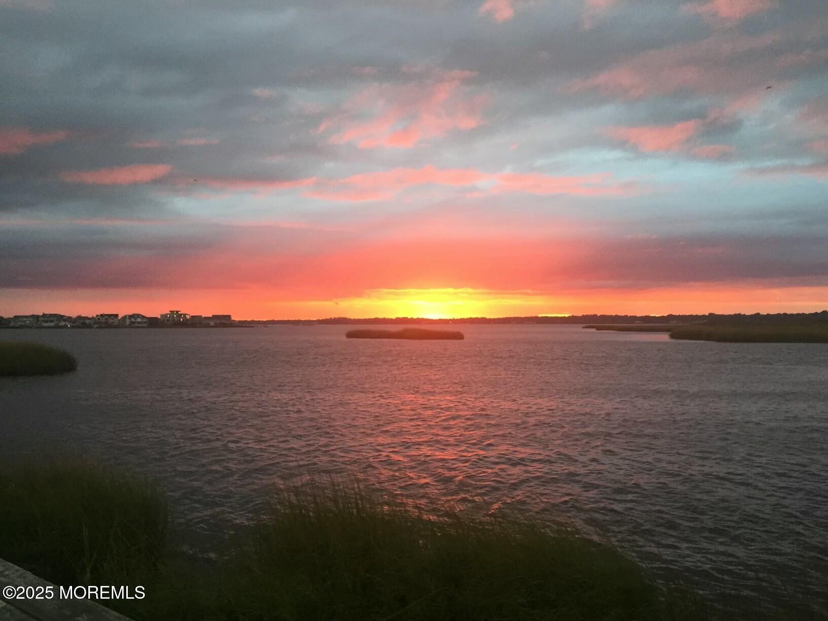 Monmouth Beach, New Jersey, 07750, United States, 1 Bedroom Bedrooms, ,1 BathroomBathrooms,Residential,For Sale,1870006