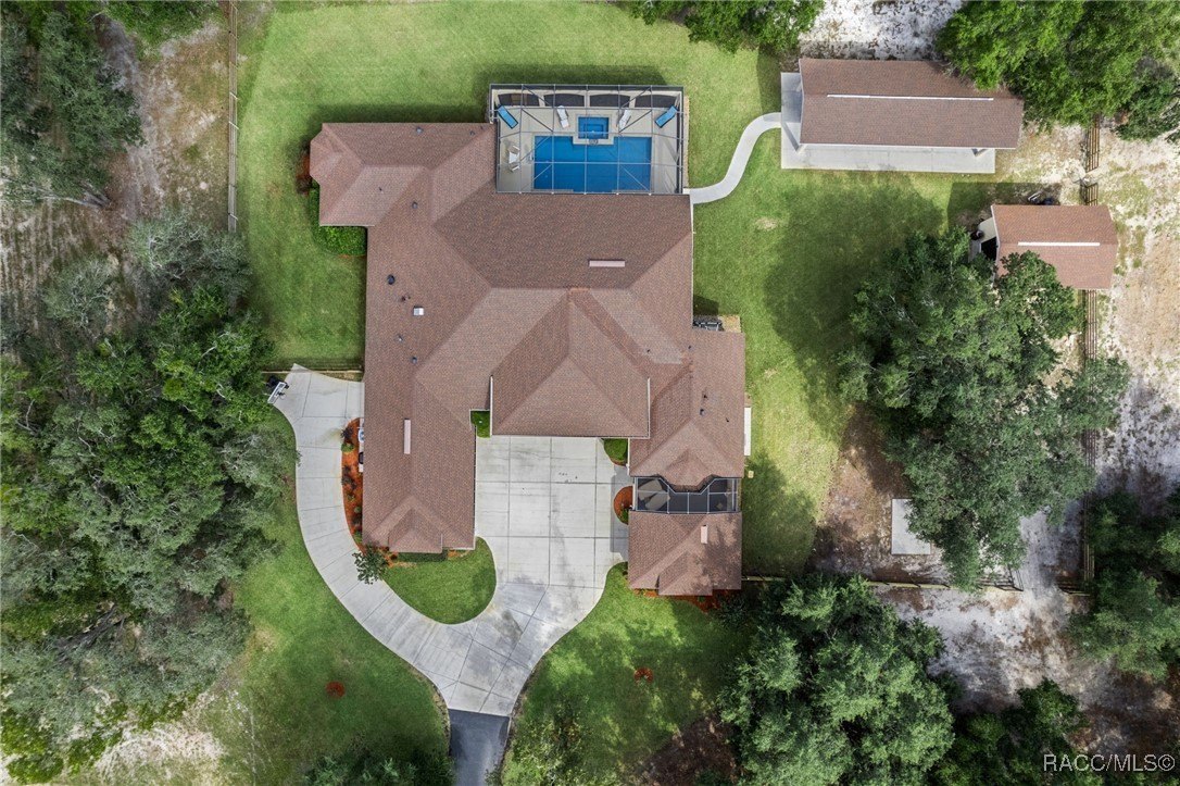 Crystal River, Florida, 34428, United States, 4 Bedrooms Bedrooms, ,4 BathroomsBathrooms,Residential,For Sale,1983688