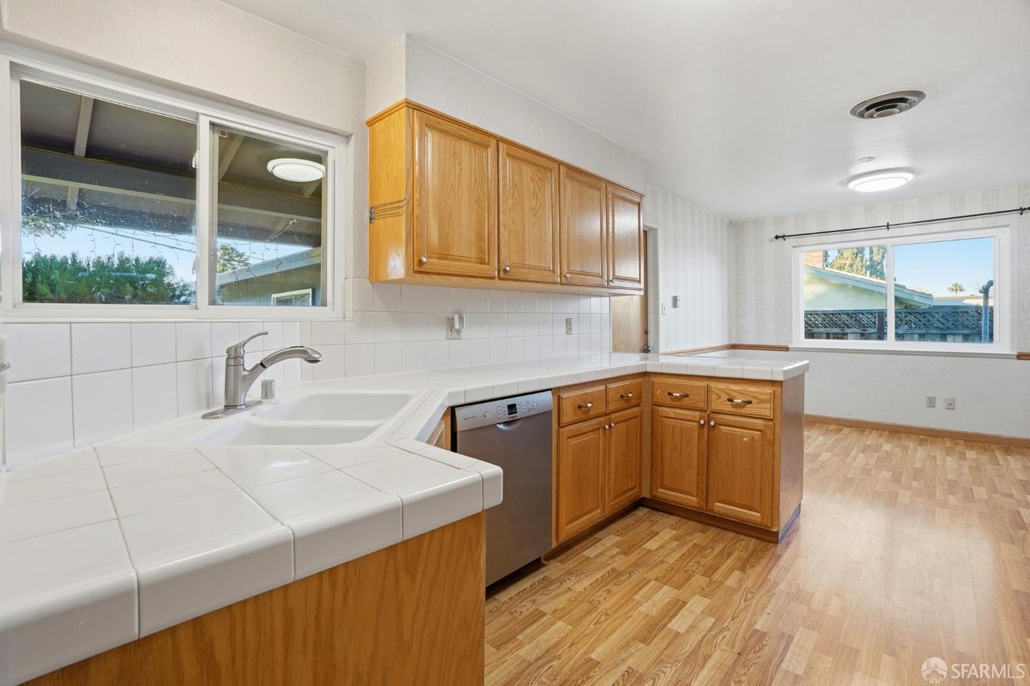 Pittsburg, California, 94565, United States, 3 Bedrooms Bedrooms, ,2 BathroomsBathrooms,Residential,For Sale,2011773