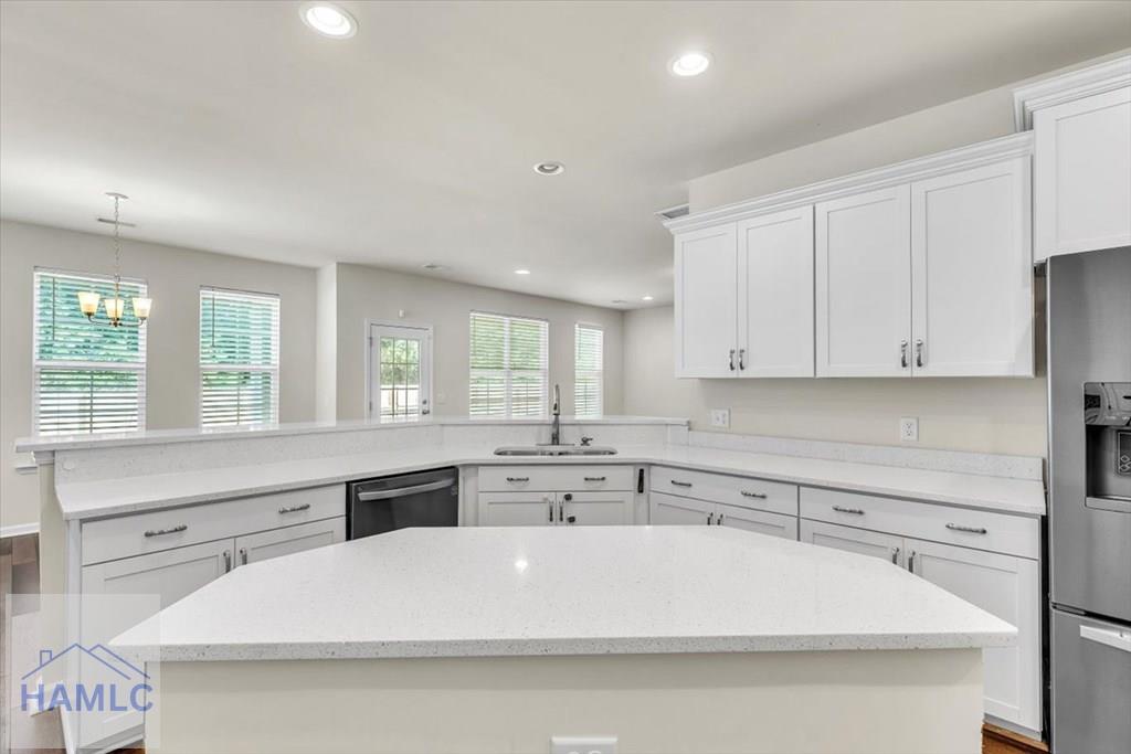 Ludowici, Georgia, 31316, United States, 5 Bedrooms Bedrooms, ,3 BathroomsBathrooms,Residential,For Sale,1991705