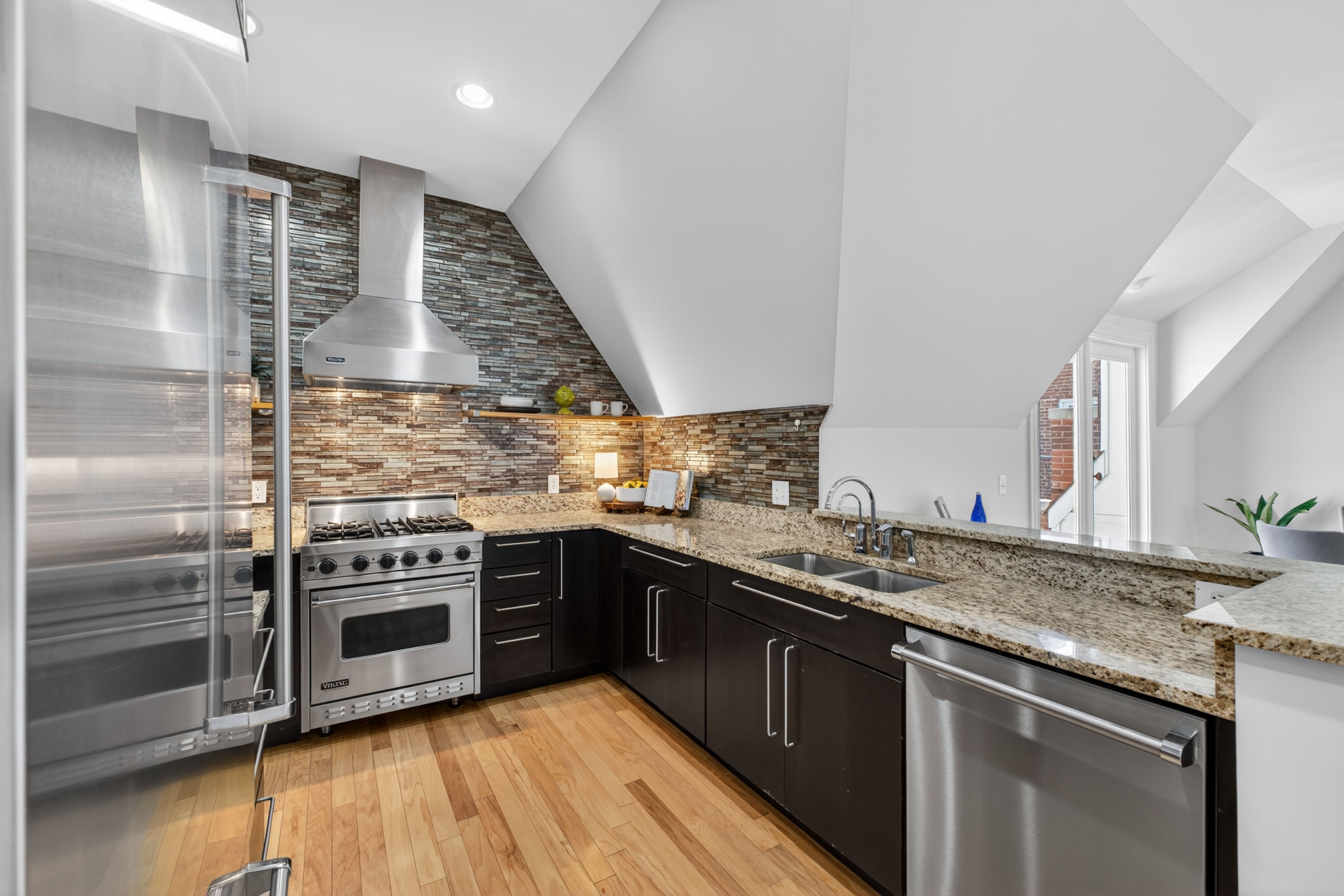  47 Maryland Plaza, Unit #C St. Louis, MO 63108 - 物件實景