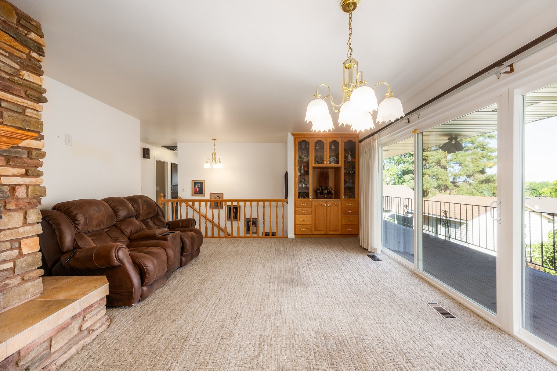  Spacious Living in an Established Springville Neighborhood - 物件實景