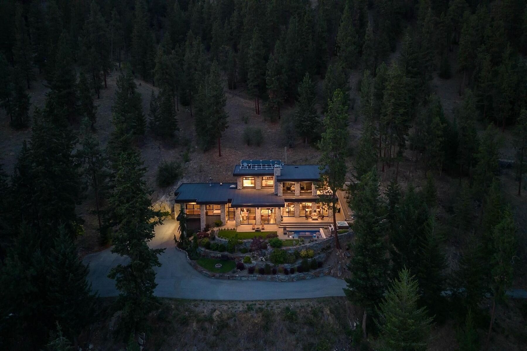  144+ Acre Estate - 物件實景