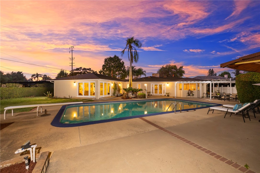 Arcadia, California, 91007, United States, 3 Bedrooms Bedrooms, ,2 BathroomsBathrooms,Residential,For Sale,1989649