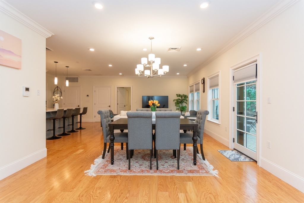 Winchester, Massachusetts, 01890, United States, 2 Bedrooms Bedrooms, ,2 BathroomsBathrooms,Residential,For Sale,1989425