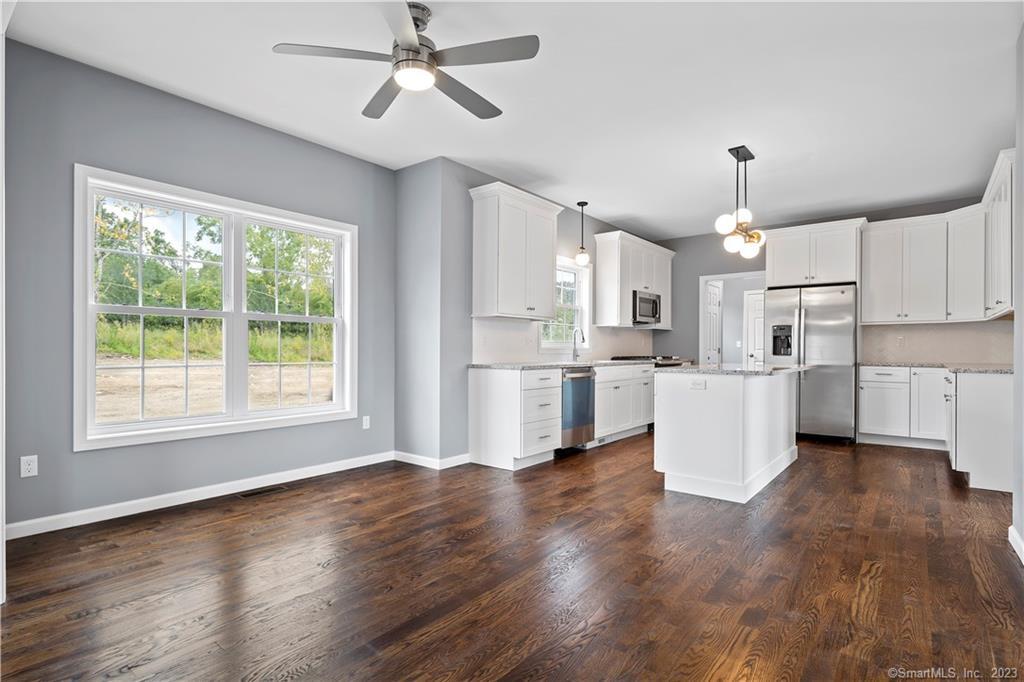 Bristol, Connecticut, 06010, United States, 3 Bedrooms Bedrooms, ,3 BathroomsBathrooms,Residential,For Sale,1859508