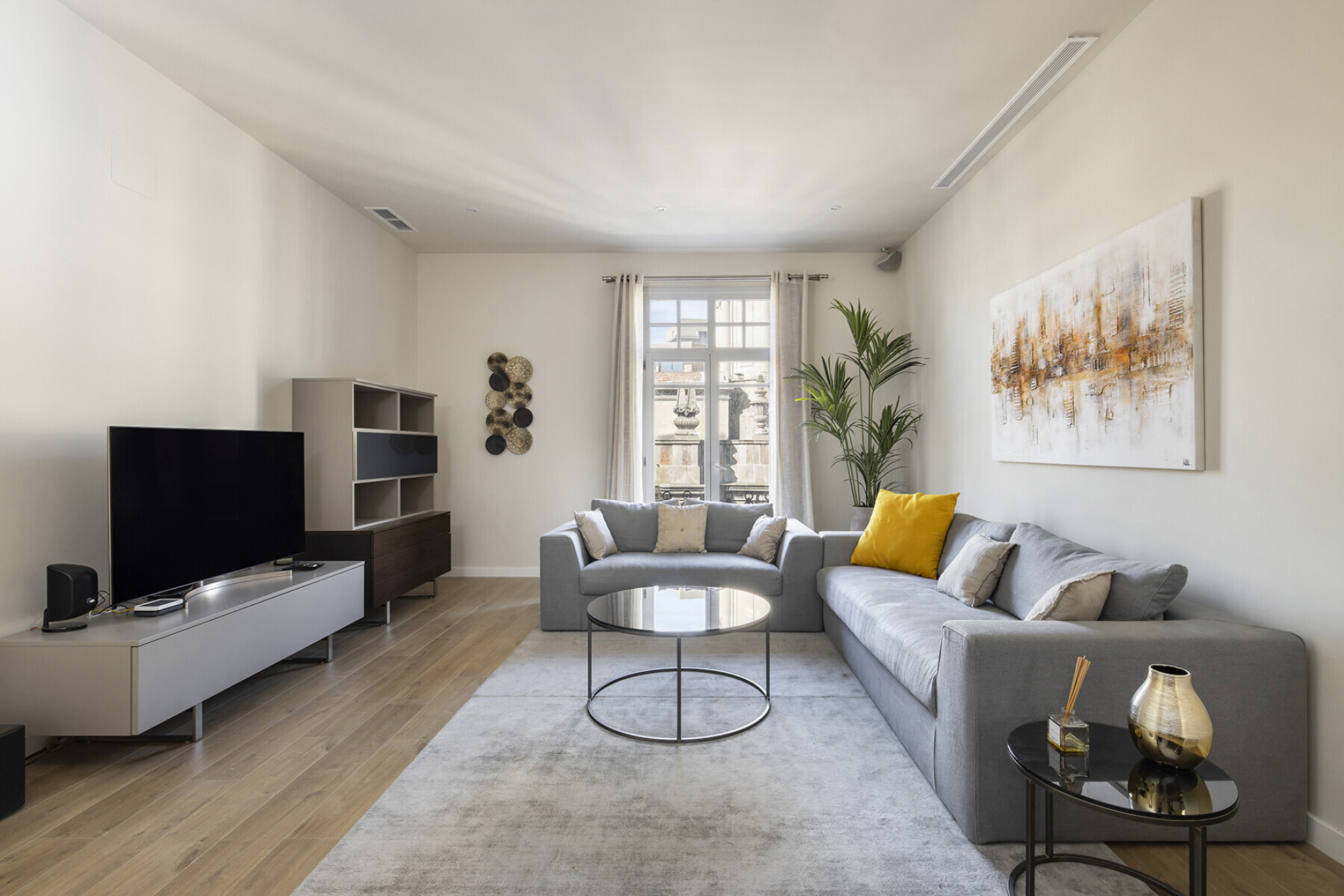  Modern high-rise apartment with views of the ocean and the harbor - 物件實景