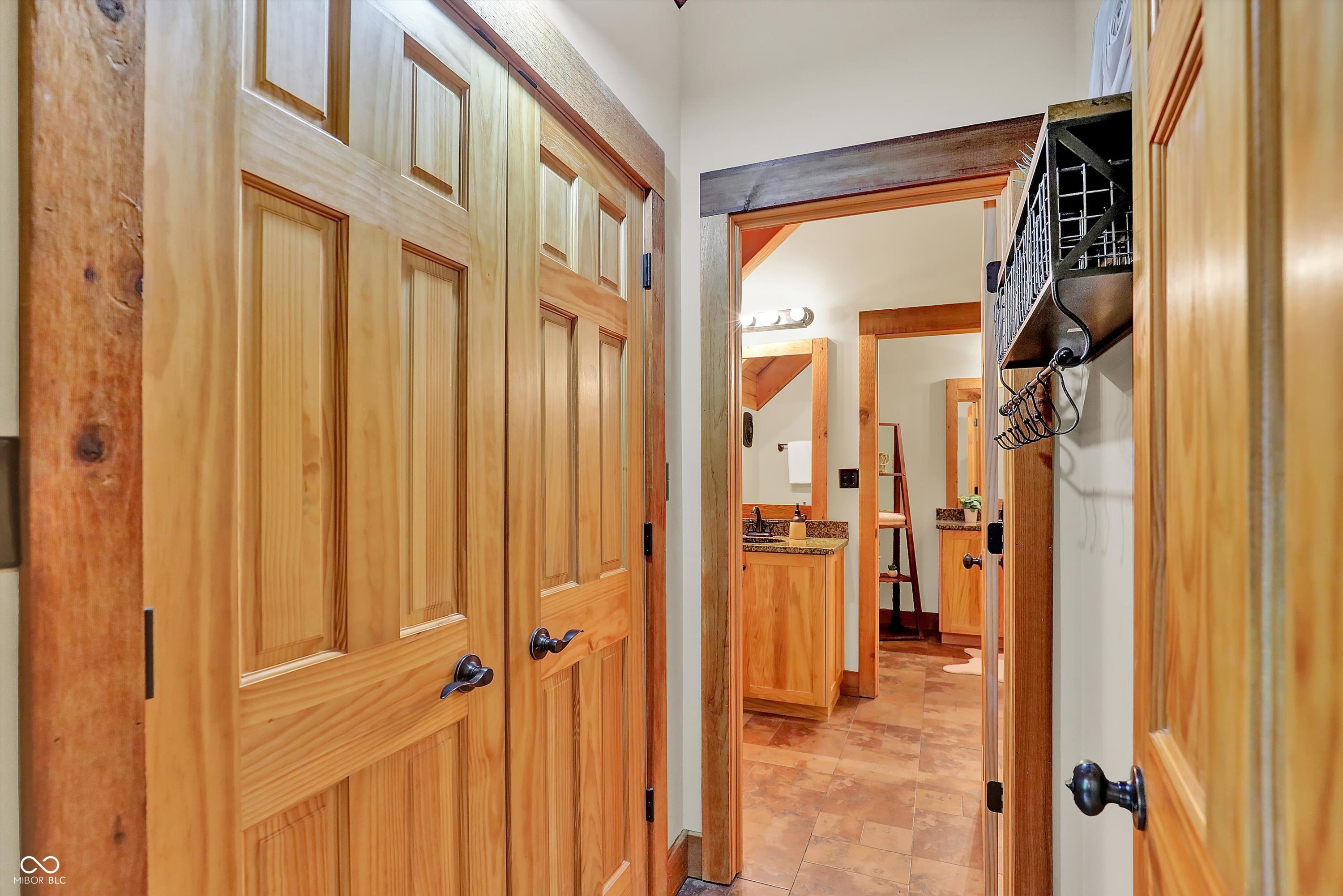 Unionville, Indiana, 47468, United States, 4 Bedrooms Bedrooms, ,5 BathroomsBathrooms,Residential,For Sale,1870094