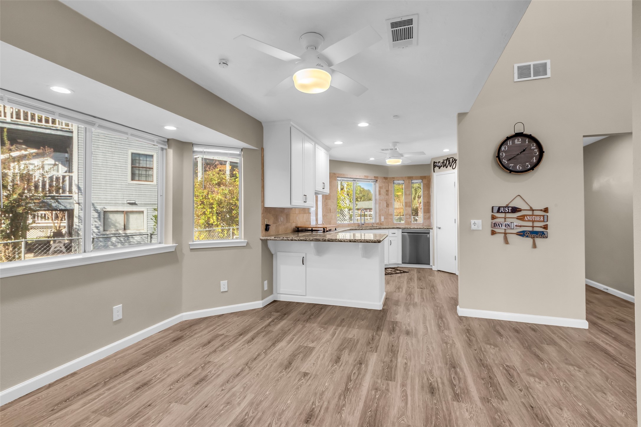 Willis, Texas, 77318, United States, 3 Bedrooms Bedrooms, ,2 BathroomsBathrooms,Residential,For Sale,1994579