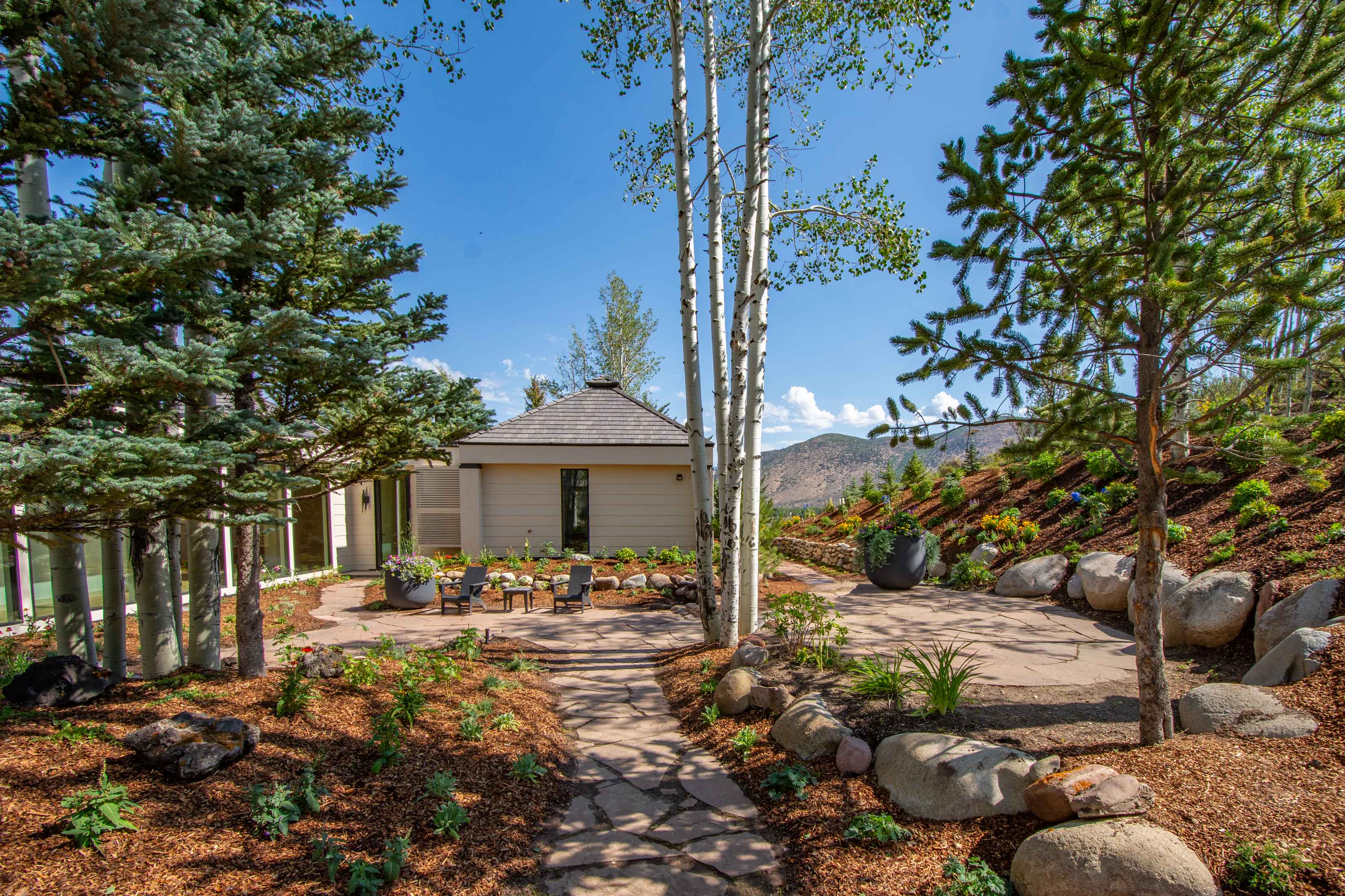  A Beautifully Reimagined Lazy O Ranch Estate with Unparalleled Mt. Sopris Views - 物件實景