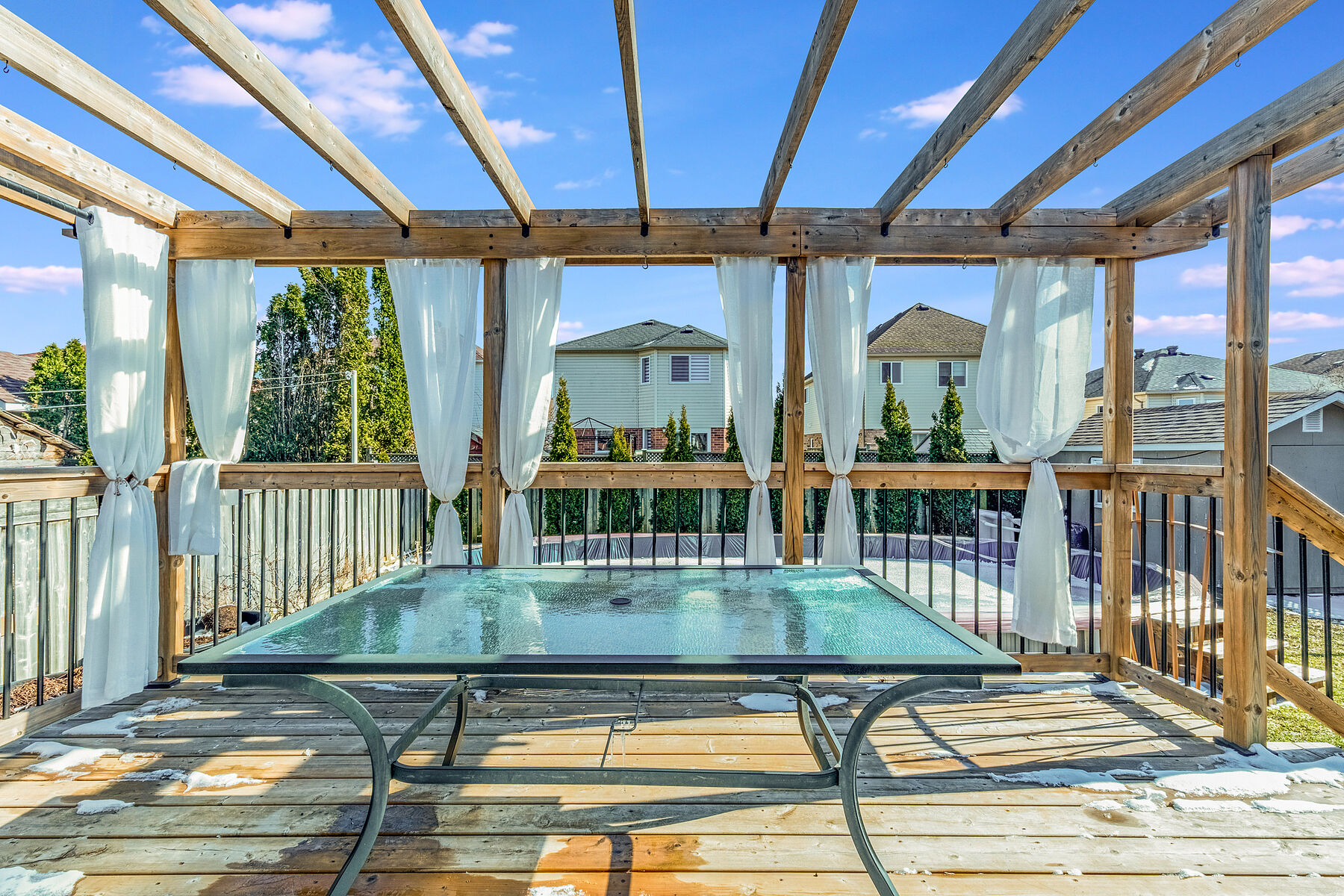  Raised Bungalow with Pool - 物件實景