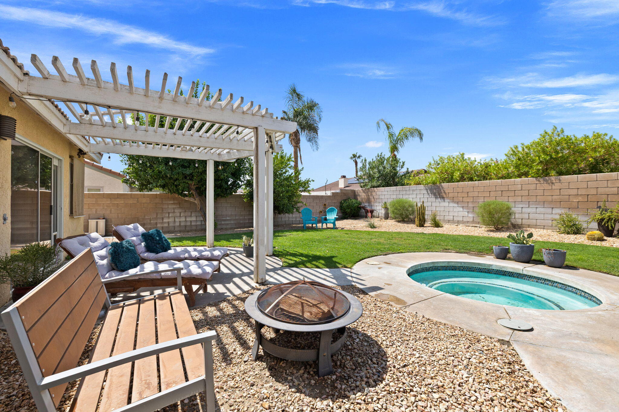 Palm Desert, California, 92211, United States, 3 Bedrooms Bedrooms, ,2 BathroomsBathrooms,Residential,For Sale,1938835