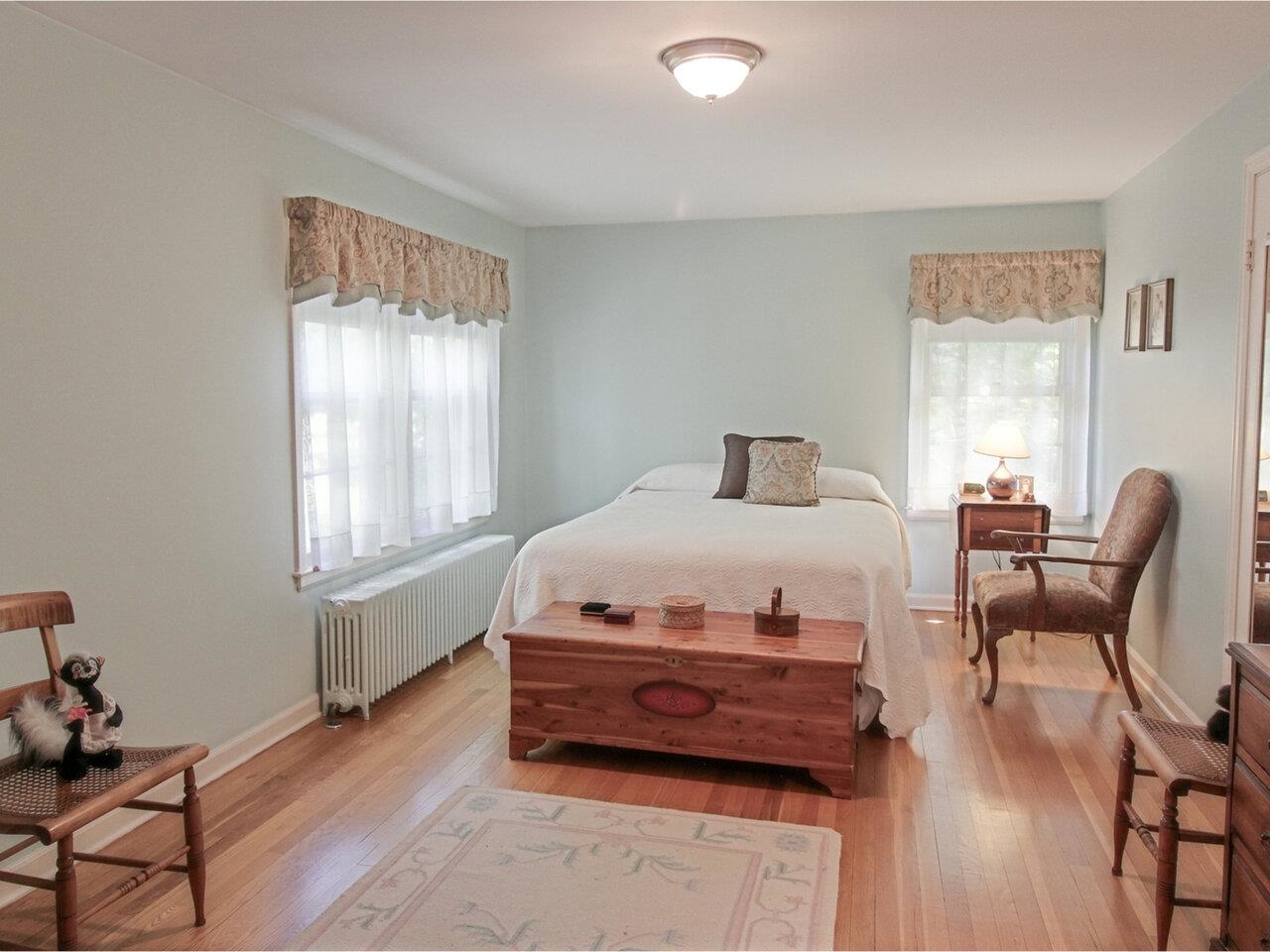 Burlington, Vermont, 05401, United States, 4 Bedrooms Bedrooms, ,2 BathroomsBathrooms,Residential,For Sale,1838710