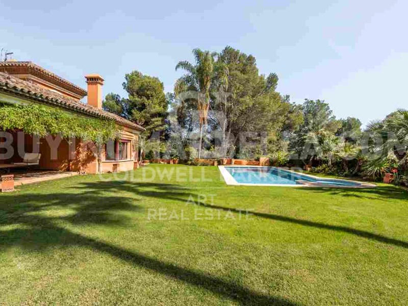 Marbella, Andalusia, ES, 5 Bedrooms Bedrooms, ,4 BathroomsBathrooms,Residential,For Sale,1804949
