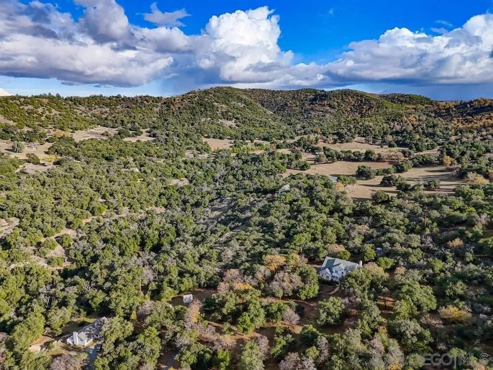 Julian, California, 92036, United States, 5 Bedrooms Bedrooms, ,5 BathroomsBathrooms,Residential,For Sale,1997382