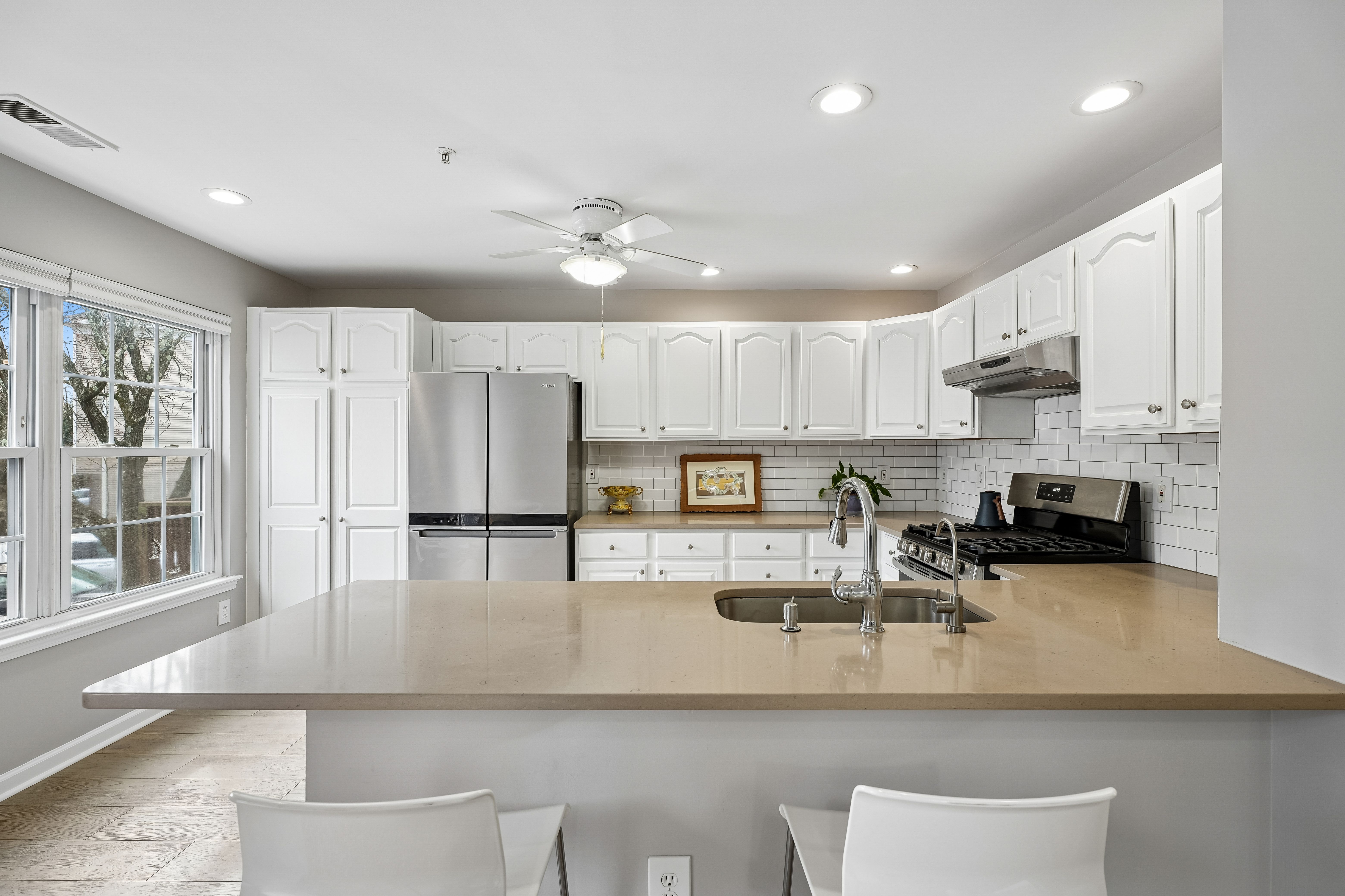  55 Greenbrook Drive, Bloomfield, NJ 07003 - 物件實景