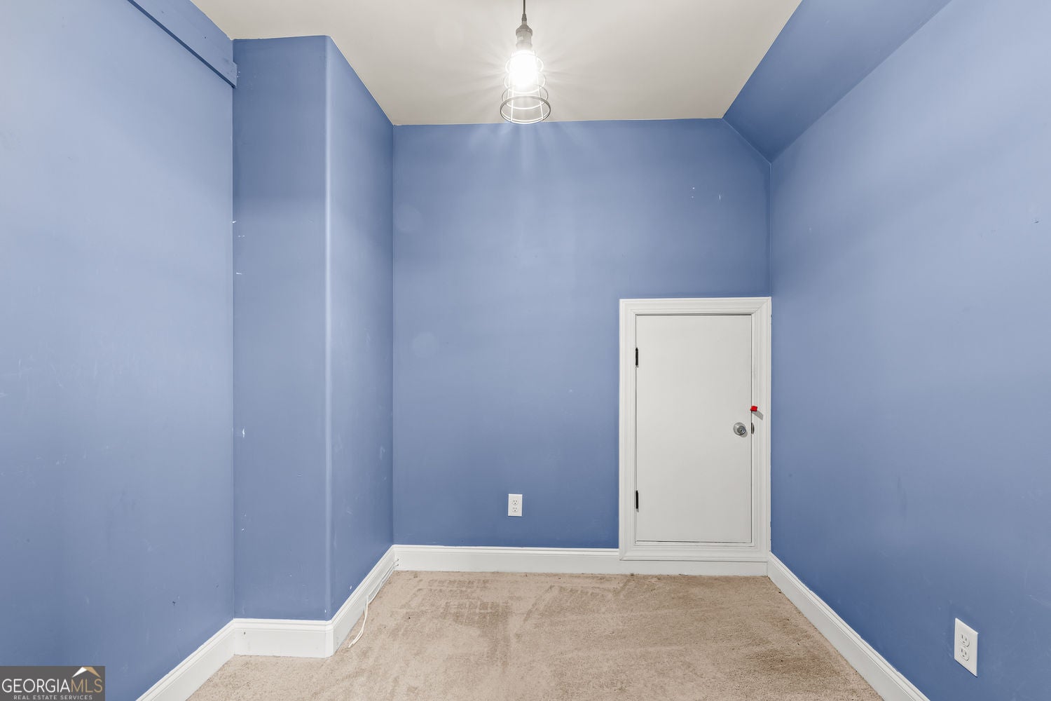 Senoia, Georgia, 30276, United States, 5 Bedrooms Bedrooms, ,4 BathroomsBathrooms,Residential,For Sale,1877866