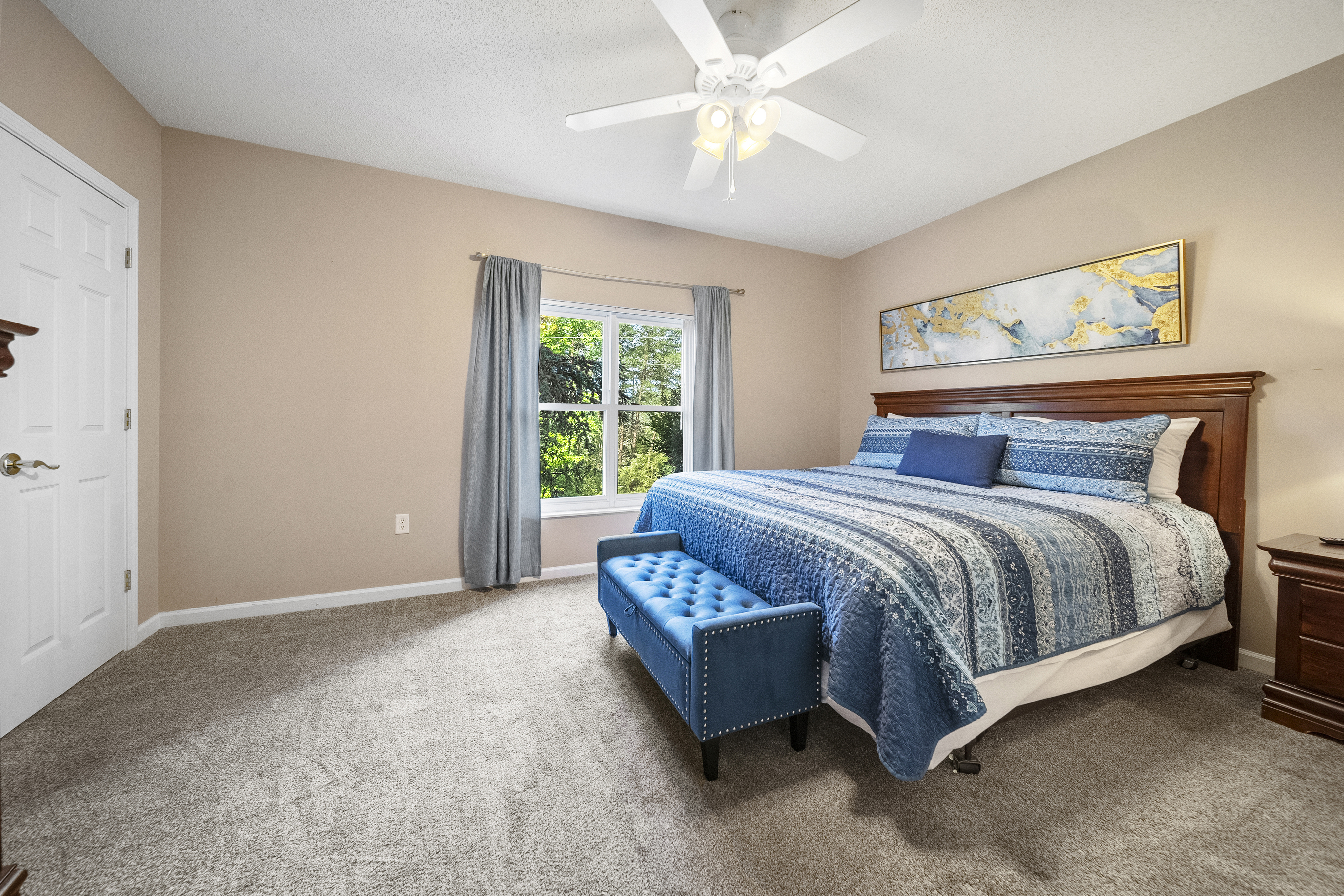 Pigeon Forge, Tennessee, 37863, United States, 4 Bedrooms Bedrooms, ,3 BathroomsBathrooms,Residential,For Sale,1923955