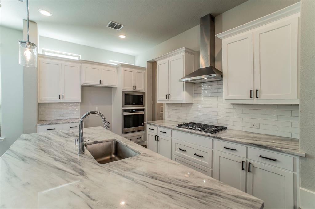 Frisco, Texas, 75033, United States, 4 Bedrooms Bedrooms, ,4 BathroomsBathrooms,Residential,For Sale,1992438