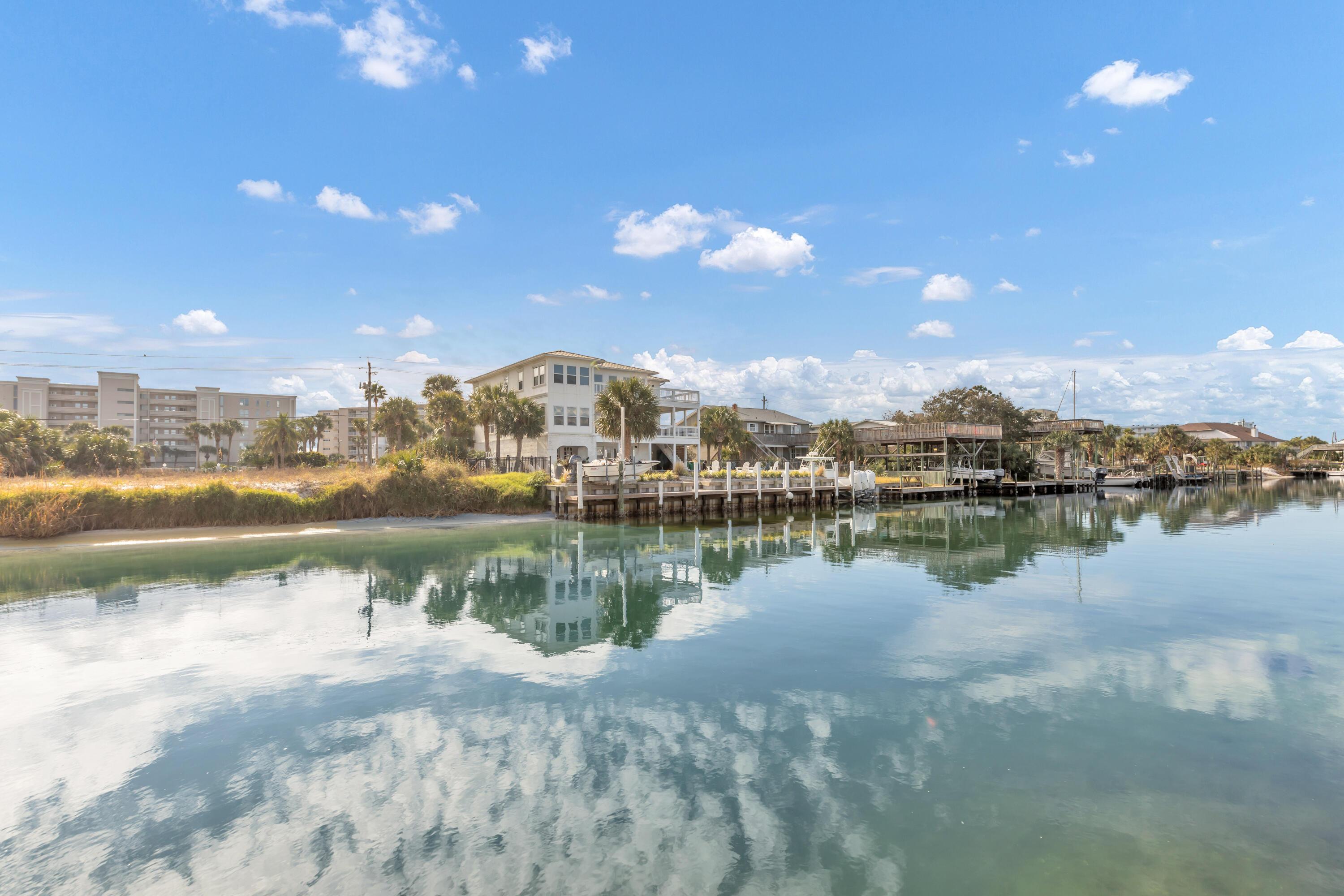 Destin, Florida, 32541, United States, 6 Bedrooms Bedrooms, ,6 BathroomsBathrooms,Residential,For Sale,1996385
