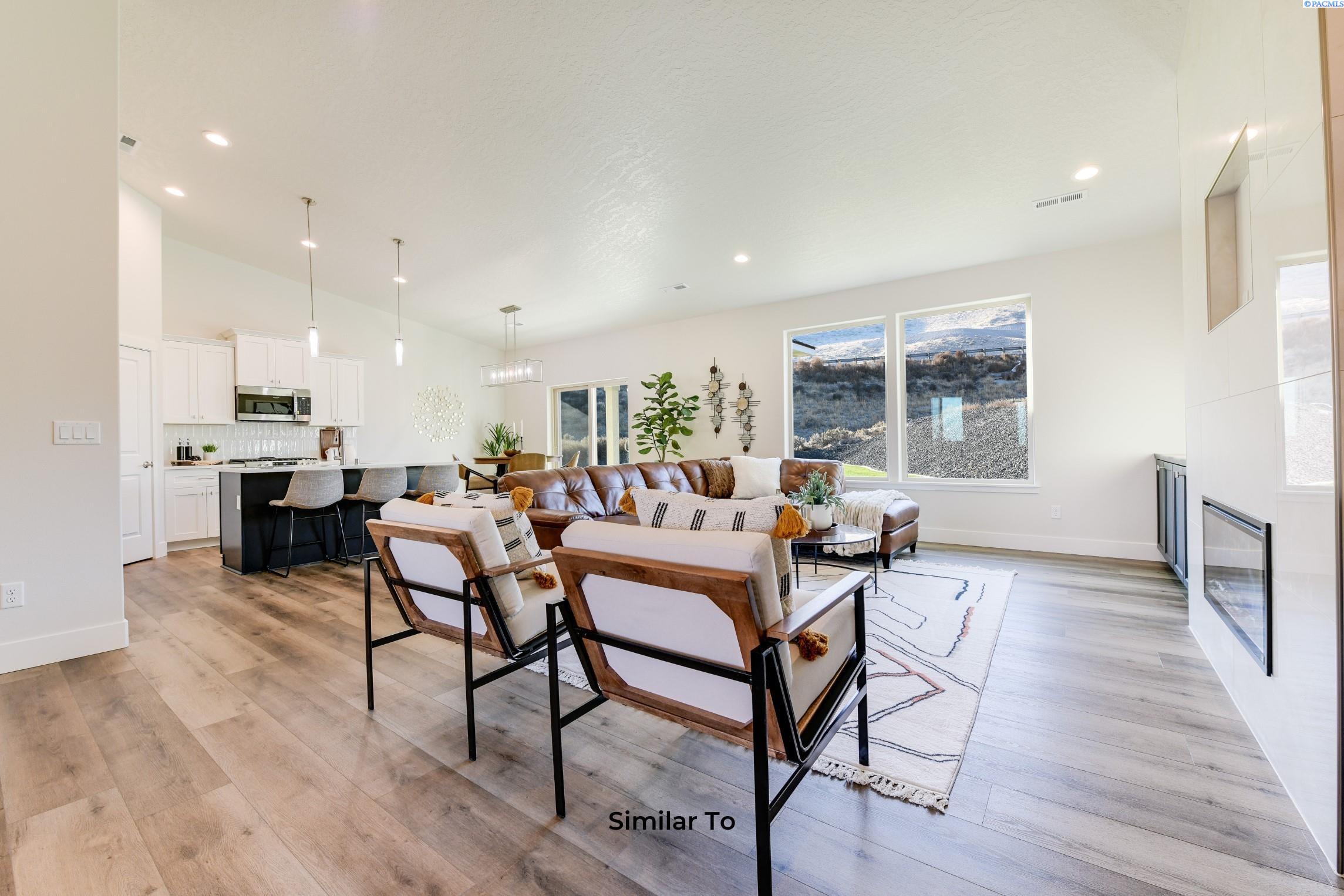 Kennewick, Washington, 99338, United States, 4 Bedrooms Bedrooms, ,2 BathroomsBathrooms,Residential,For Sale,1828278