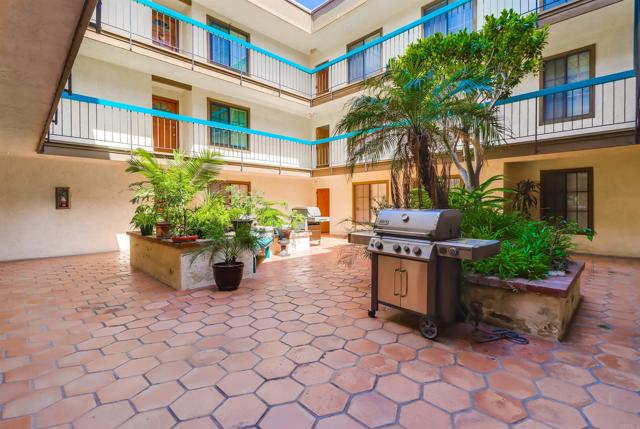 San Diego, California, 92102, United States, 3 Bedrooms Bedrooms, ,2 BathroomsBathrooms,Residential,For Sale,1904364