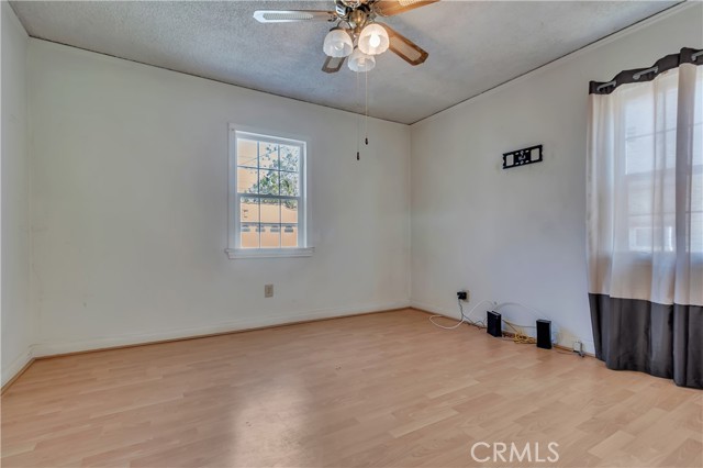South Gate, California, 90280, United States, 4 Bedrooms Bedrooms, ,Residential,For Sale,1943165