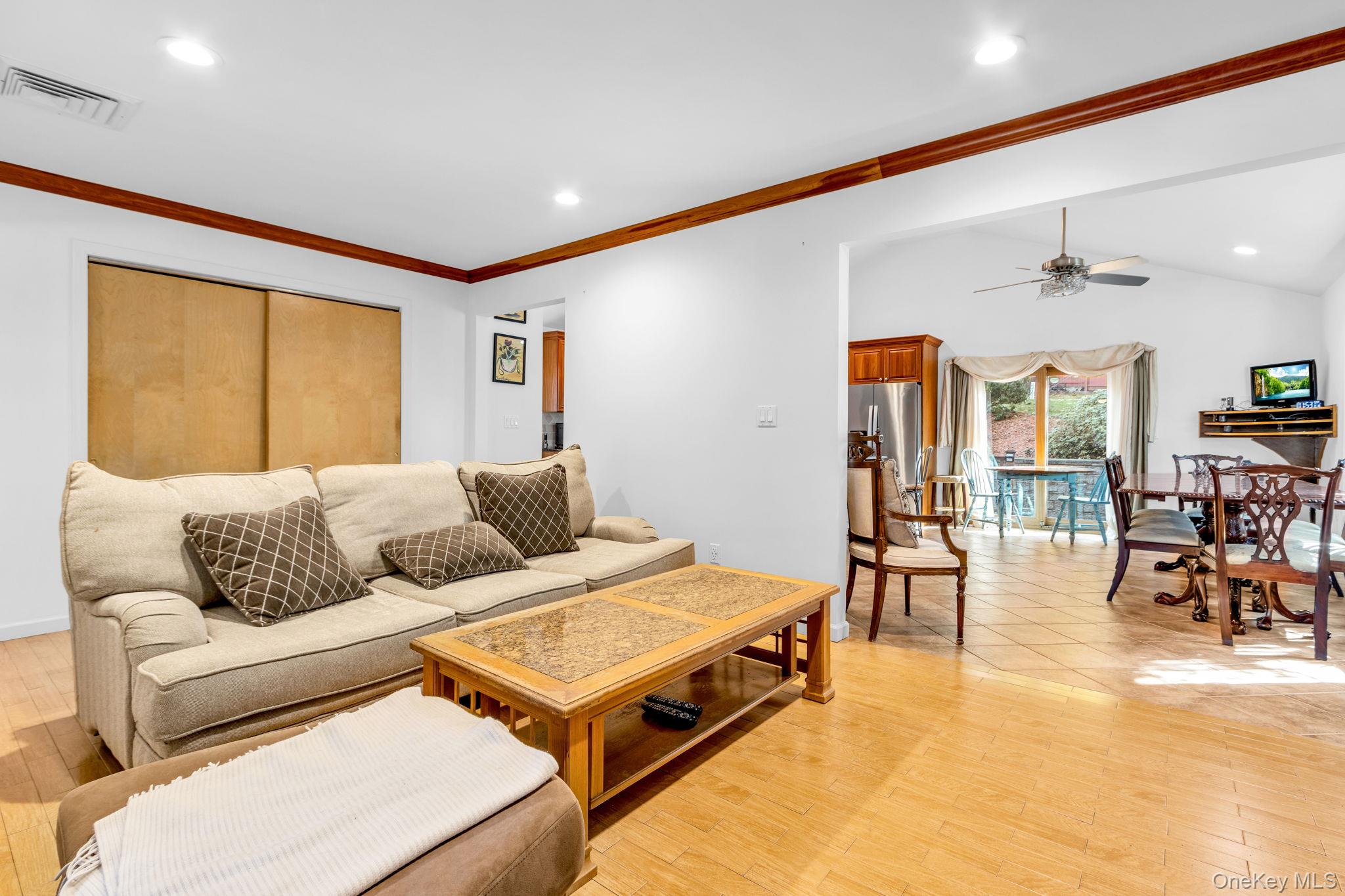 Mahopac, New York, 10541, United States, 4 Bedrooms Bedrooms, ,3 BathroomsBathrooms,Residential,For Sale,2002919