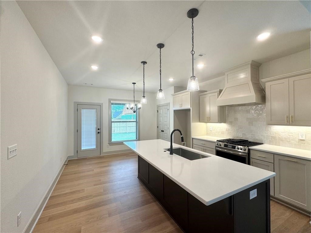 Bentonville, Arkansas, 72713, United States, 4 Bedrooms Bedrooms, ,3 BathroomsBathrooms,Residential,For Sale,1990343