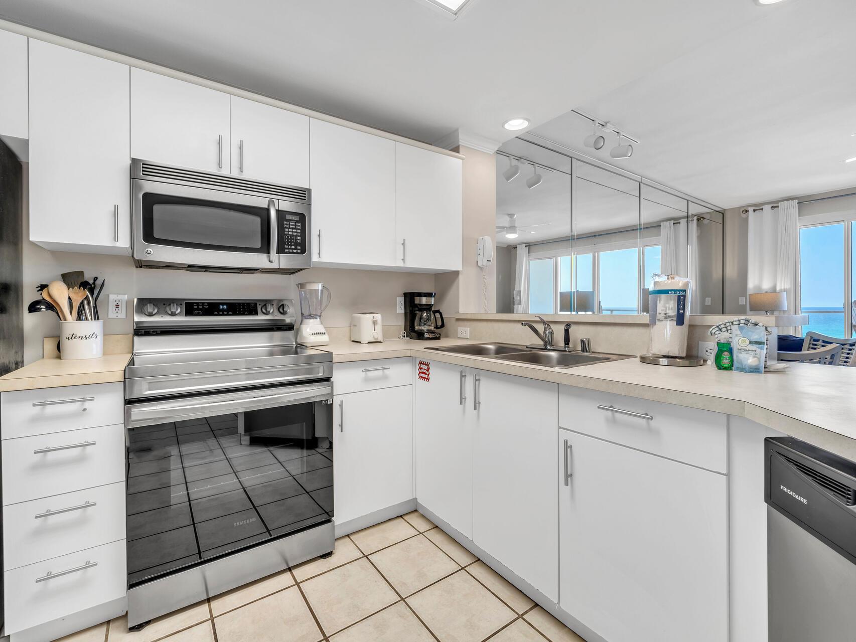 Destin, Florida, 32541, United States, 2 Bedrooms Bedrooms, ,2 BathroomsBathrooms,Residential,For Sale,1924415