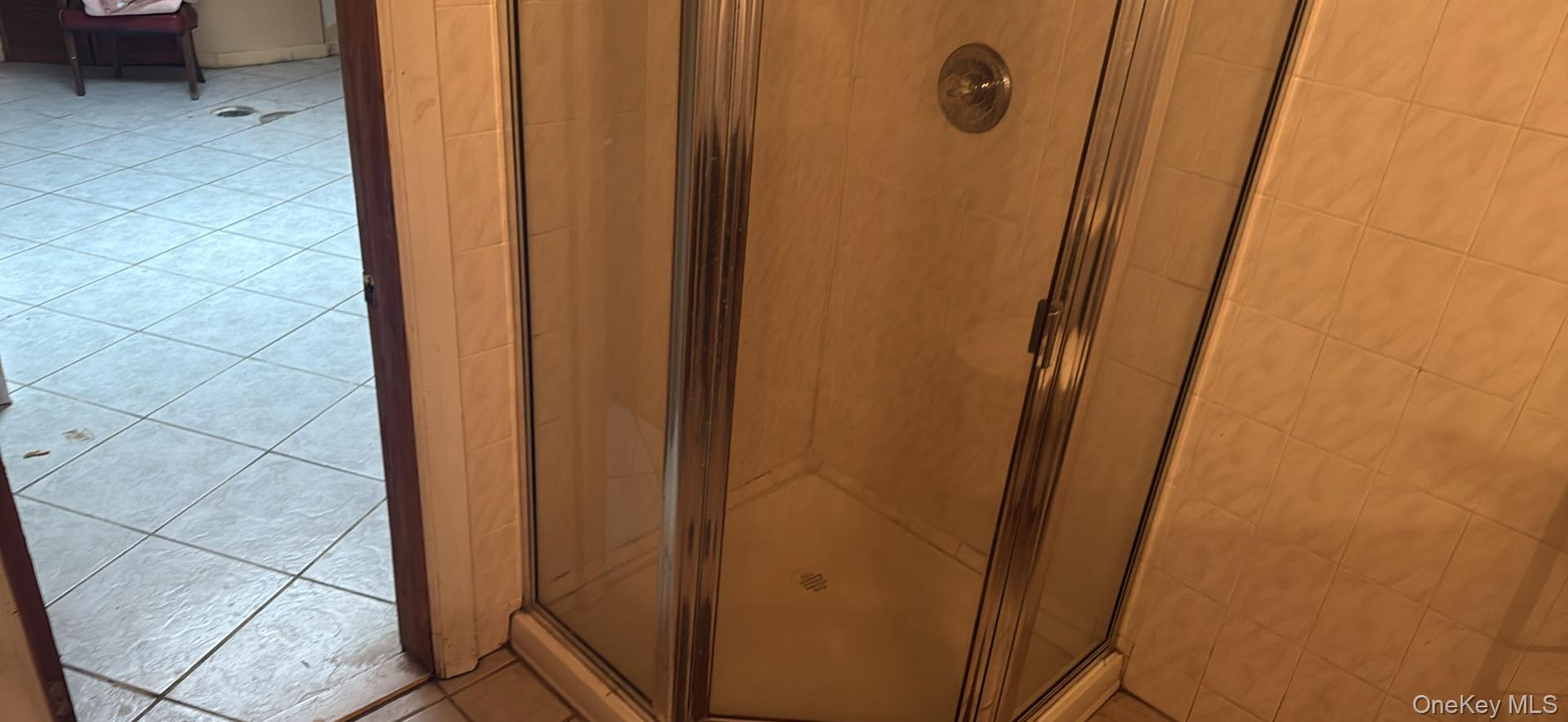 Haverstraw, New York, 10927, United States, 8 Bedrooms Bedrooms, ,4 BathroomsBathrooms,Residential,For Sale,1983110