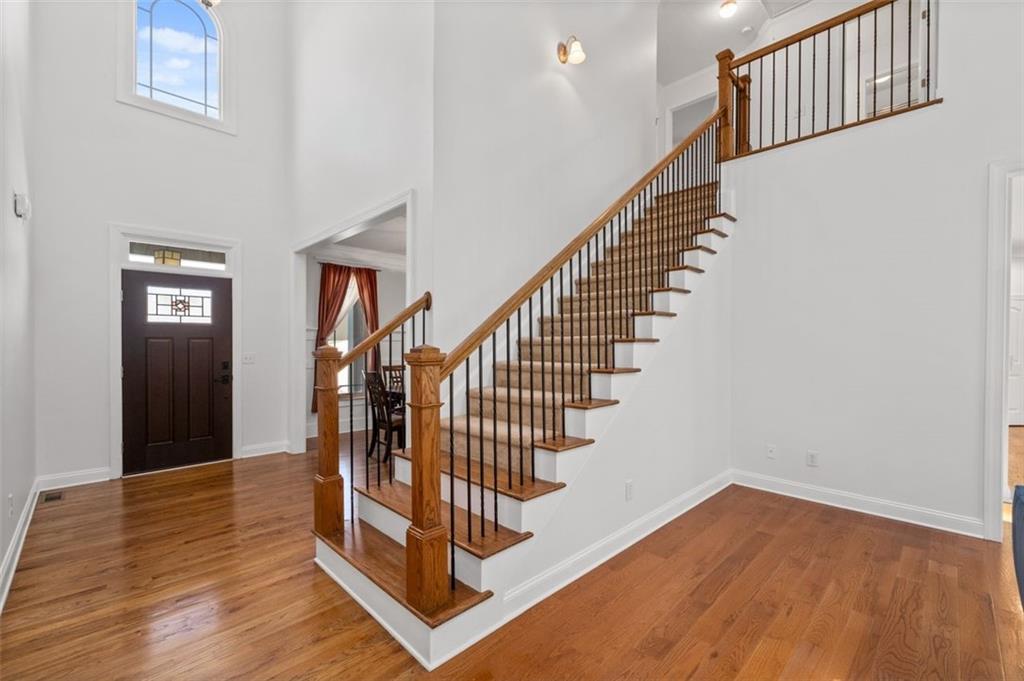 Marietta, Georgia, 30064, United States, 5 Bedrooms Bedrooms, ,3 BathroomsBathrooms,Residential,For Sale,1776942
