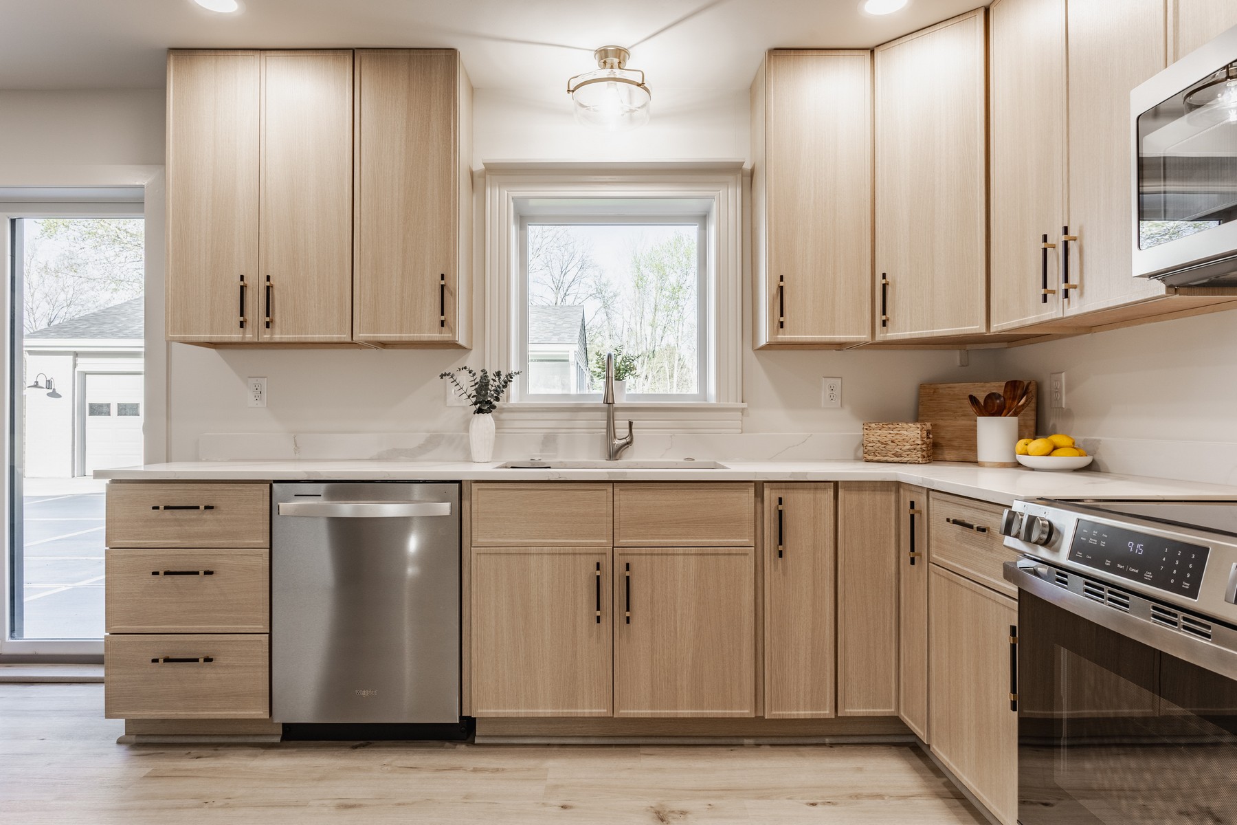  Completely Renovated and Updated Zionsville Ranch - 物件實景