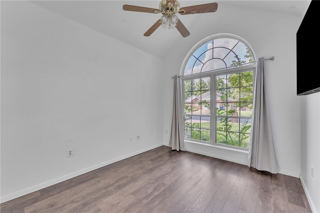 Bentonville, Arkansas, 72713, United States, 5 Bedrooms Bedrooms, ,3 BathroomsBathrooms,Residential,For Sale,1882390