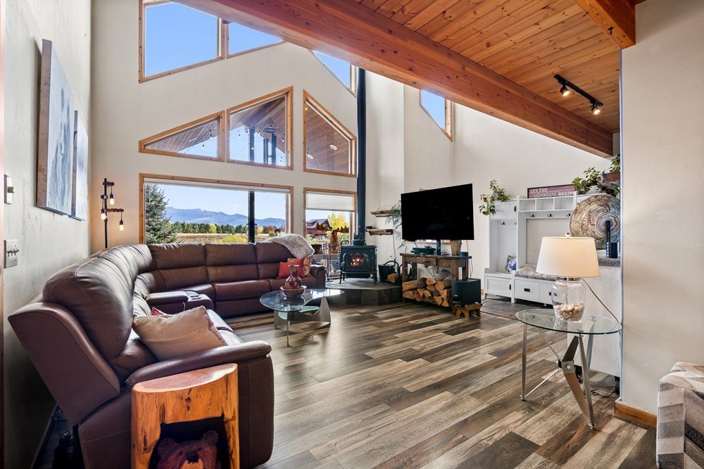 McCall, Idaho, 83638, United States, 3 Bedrooms Bedrooms, ,2 BathroomsBathrooms,Residential,For Sale,1976759