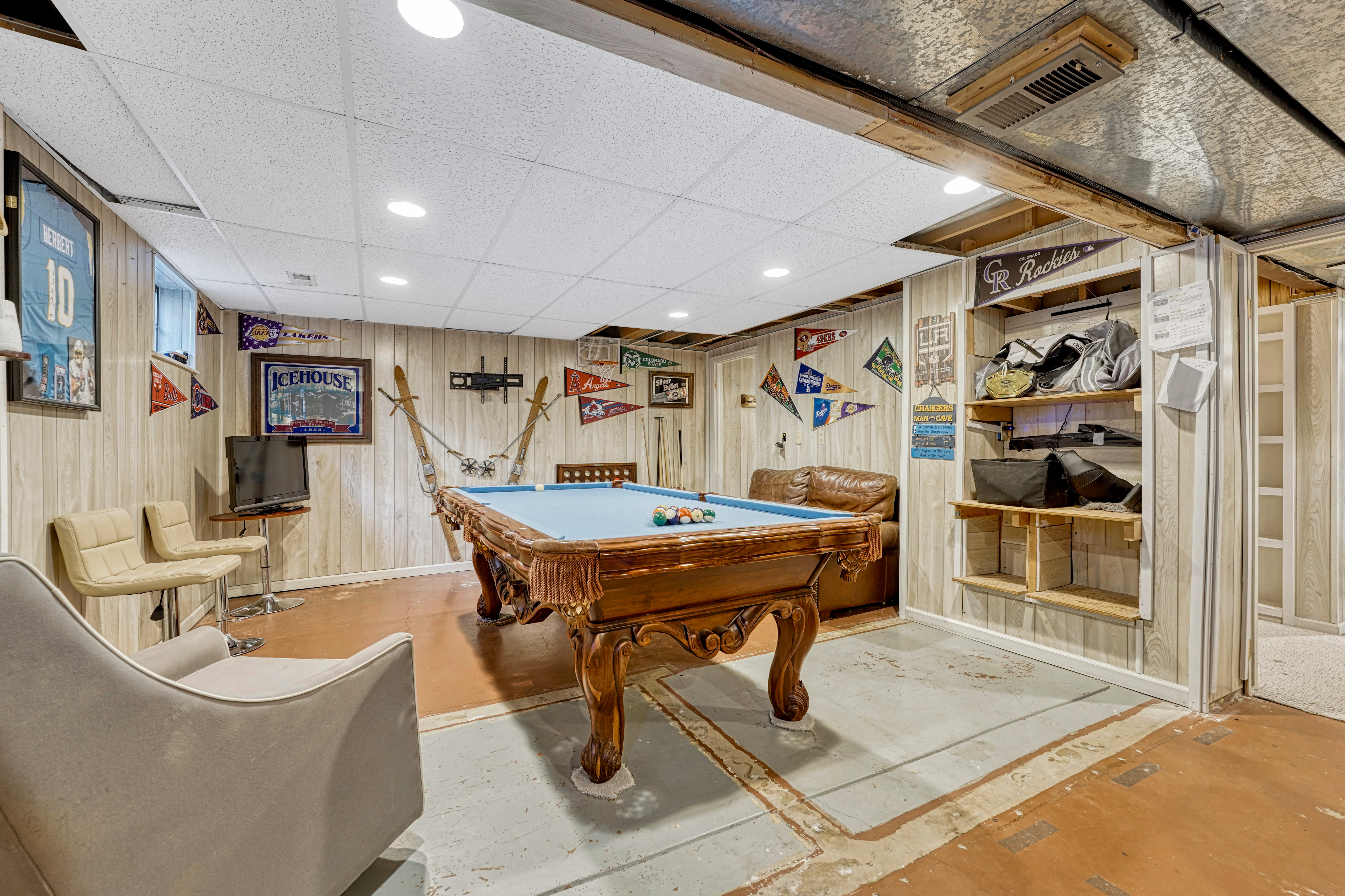  Home in the Coveted Knolls with a Pool and Tennis Courts - 物件實景