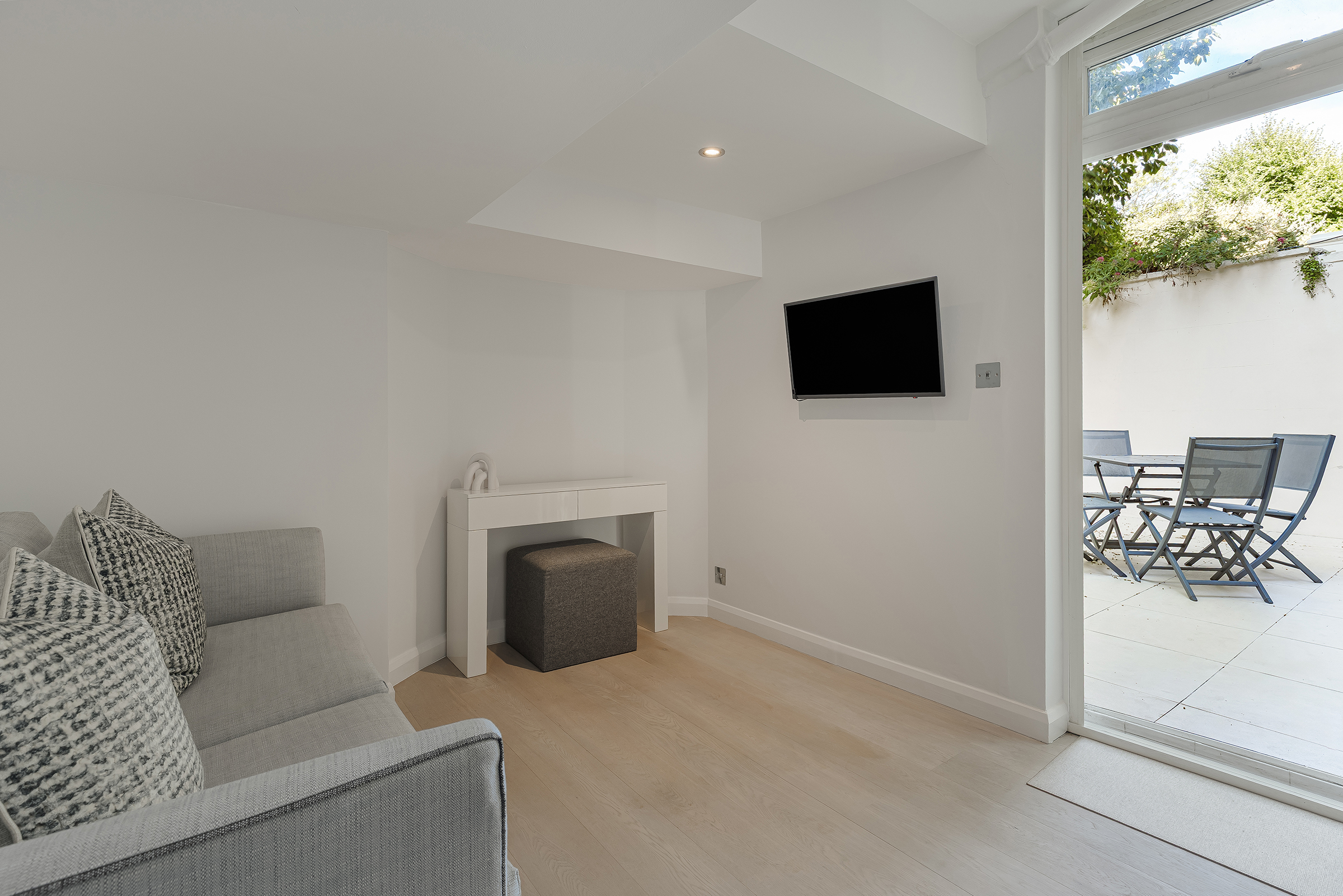  A Garden Apartment with Private Garage in the Heart of Little Venice - 物件實景