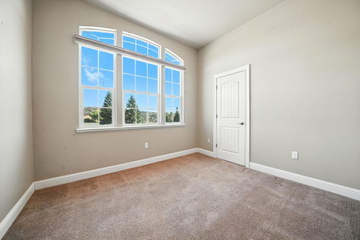 Valley Springs, California, 95252, United States, 3 Bedrooms Bedrooms, ,2 BathroomsBathrooms,Residential,For Sale,1943125