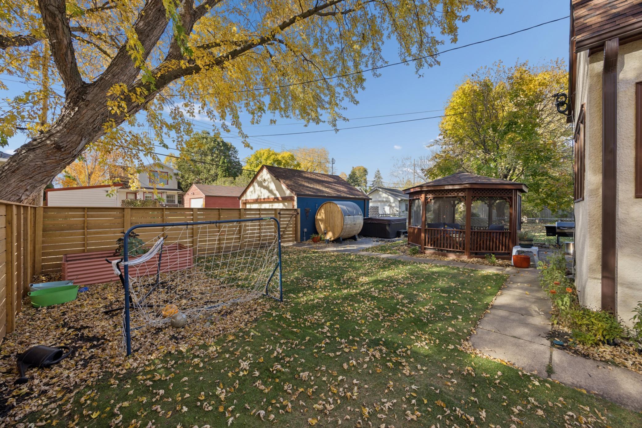 Minneapolis, Minnesota, 55418, United States, 3 Bedrooms Bedrooms, ,1 BathroomBathrooms,Residential,For Sale,1989084