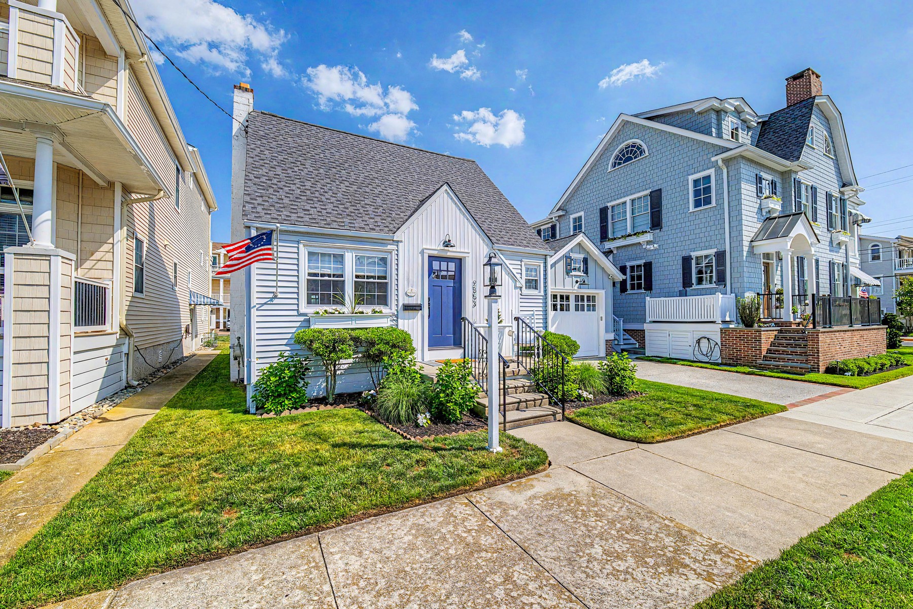  2353 Asbury Avenue - 物件實景